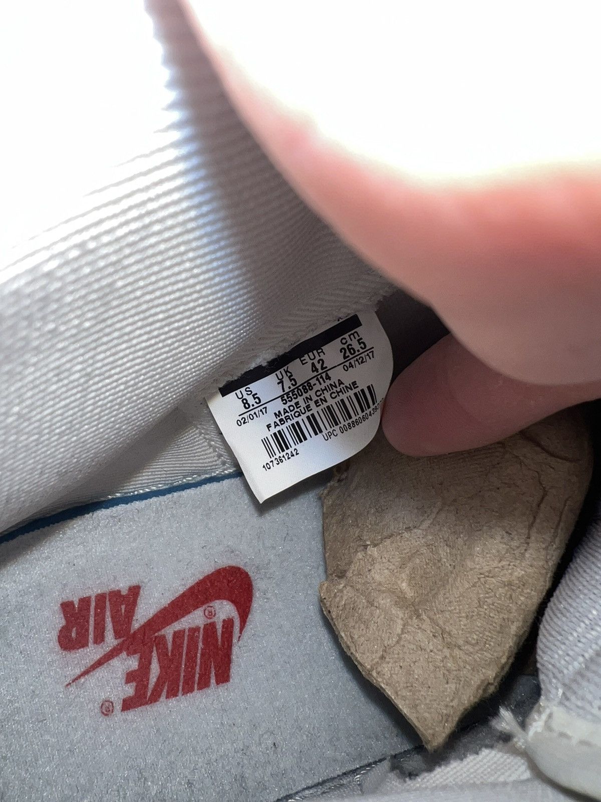 Jordan Brand × Nike Jordan 1 Retro High Og Sail Size US 8.5 / EU 41-42 - 19 Thumbnail