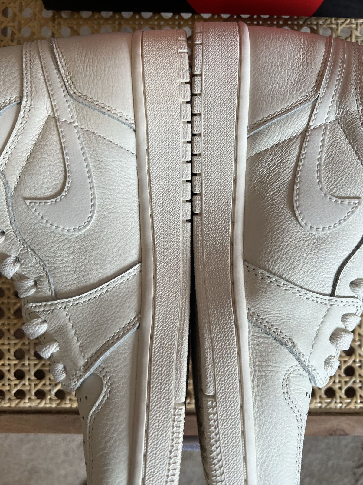 Jordan Brand × Nike Jordan 1 Retro High Og Sail Size US 8.5 / EU 41-42 - 7 Thumbnail