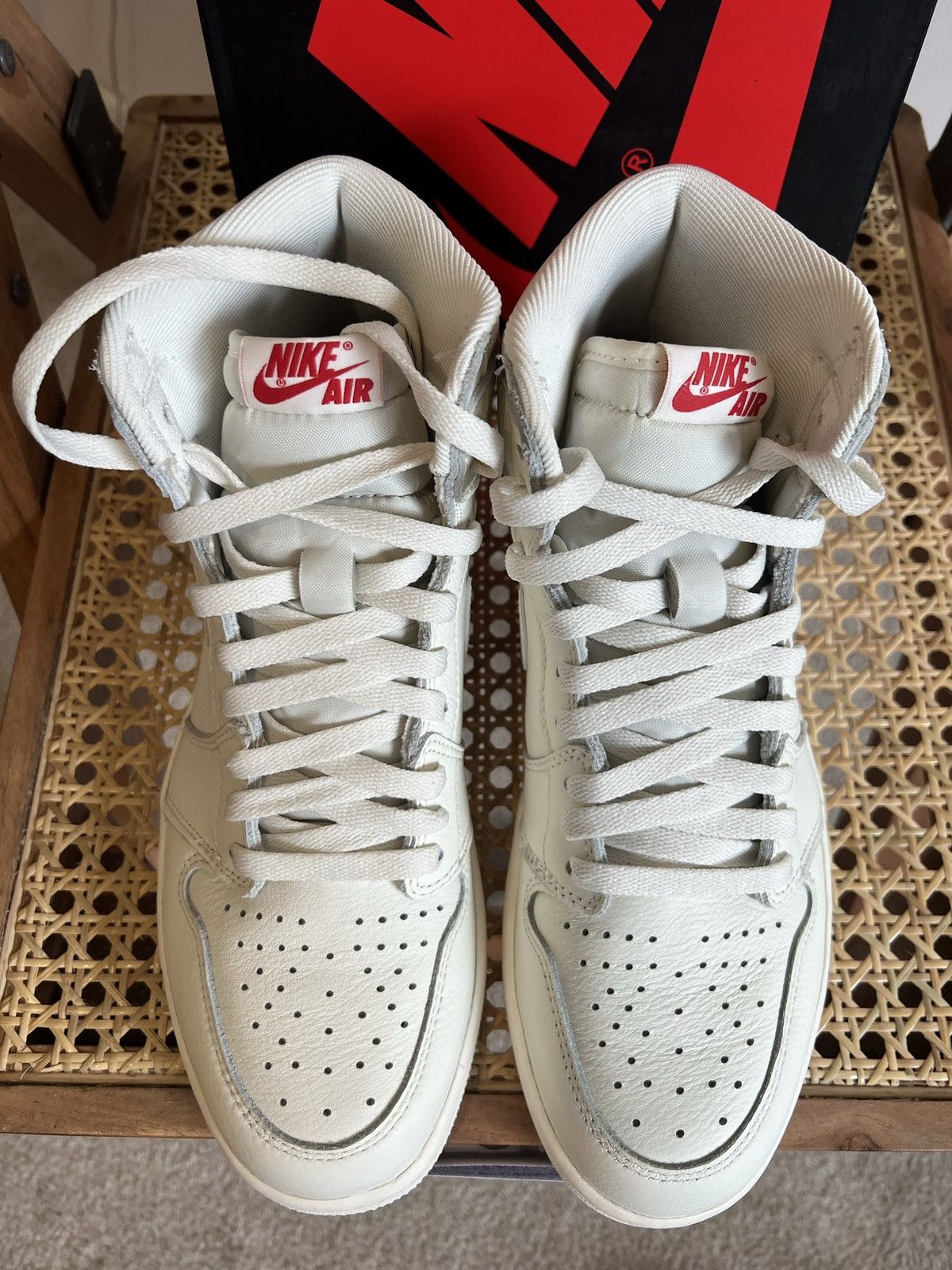 Jordan Brand × Nike Jordan 1 Retro High Og Sail Size US 8.5 / EU 41-42 - 5 Thumbnail