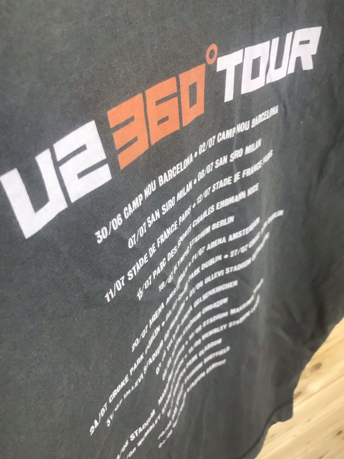Band Tees U2 360 tour t-shirt Size US M / EU 48-50 / 2 - 11 Thumbnail