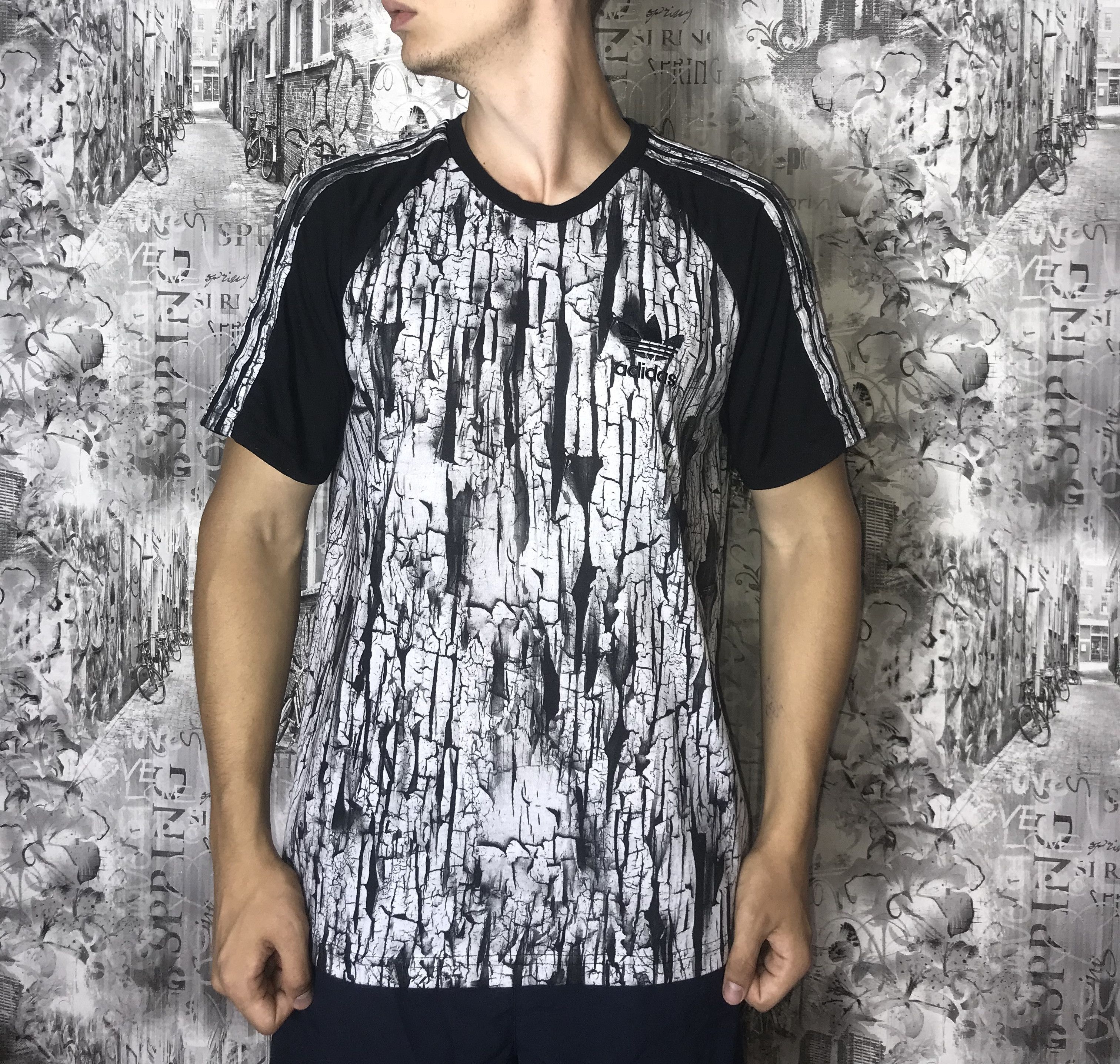 Adidas adidas full print tee 2014 Size US XL / EU 56 / 4 - 1 Thumbnail