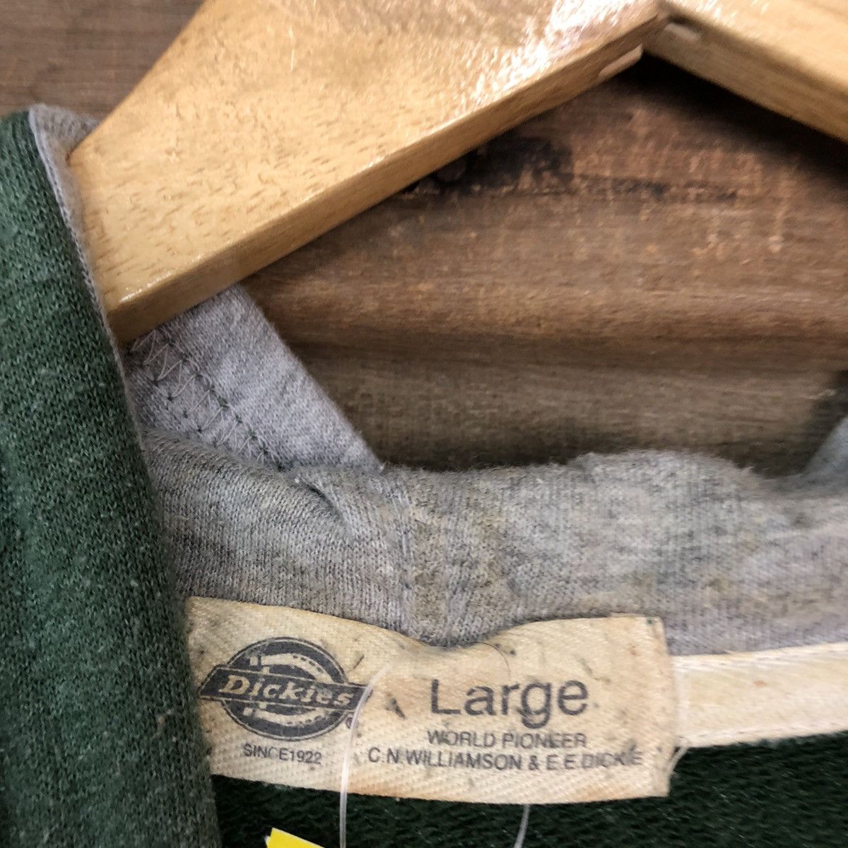 Dickies Dickies Green Hoodies sweatshirt #2815 Size US L / EU 52-54 / 3 - 11 Thumbnail