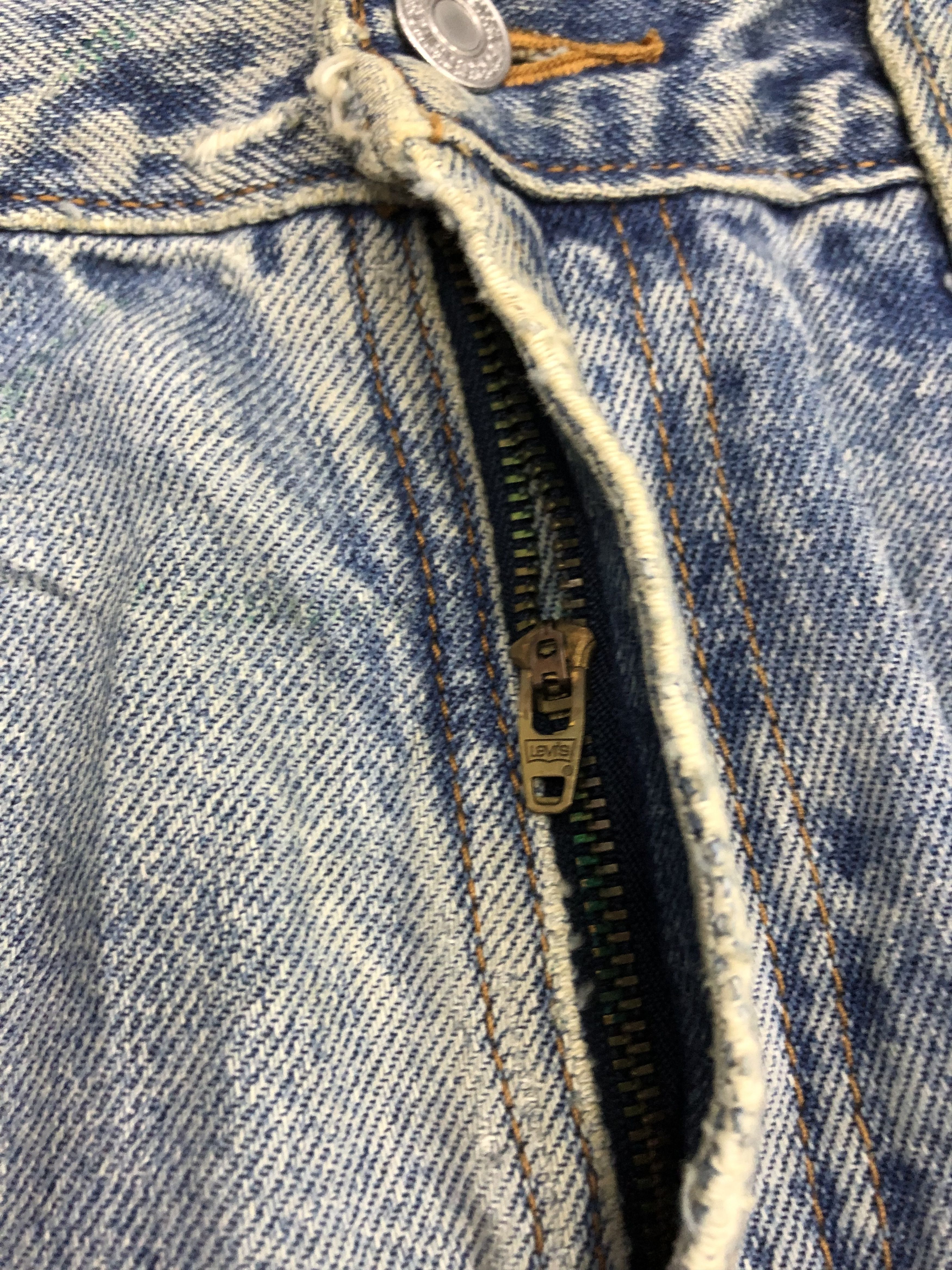 Levi's × Vintage Vintage Levis 505 Faded Blue Baggy Jeans Size US 34 / EU 50 - 9 Thumbnail
