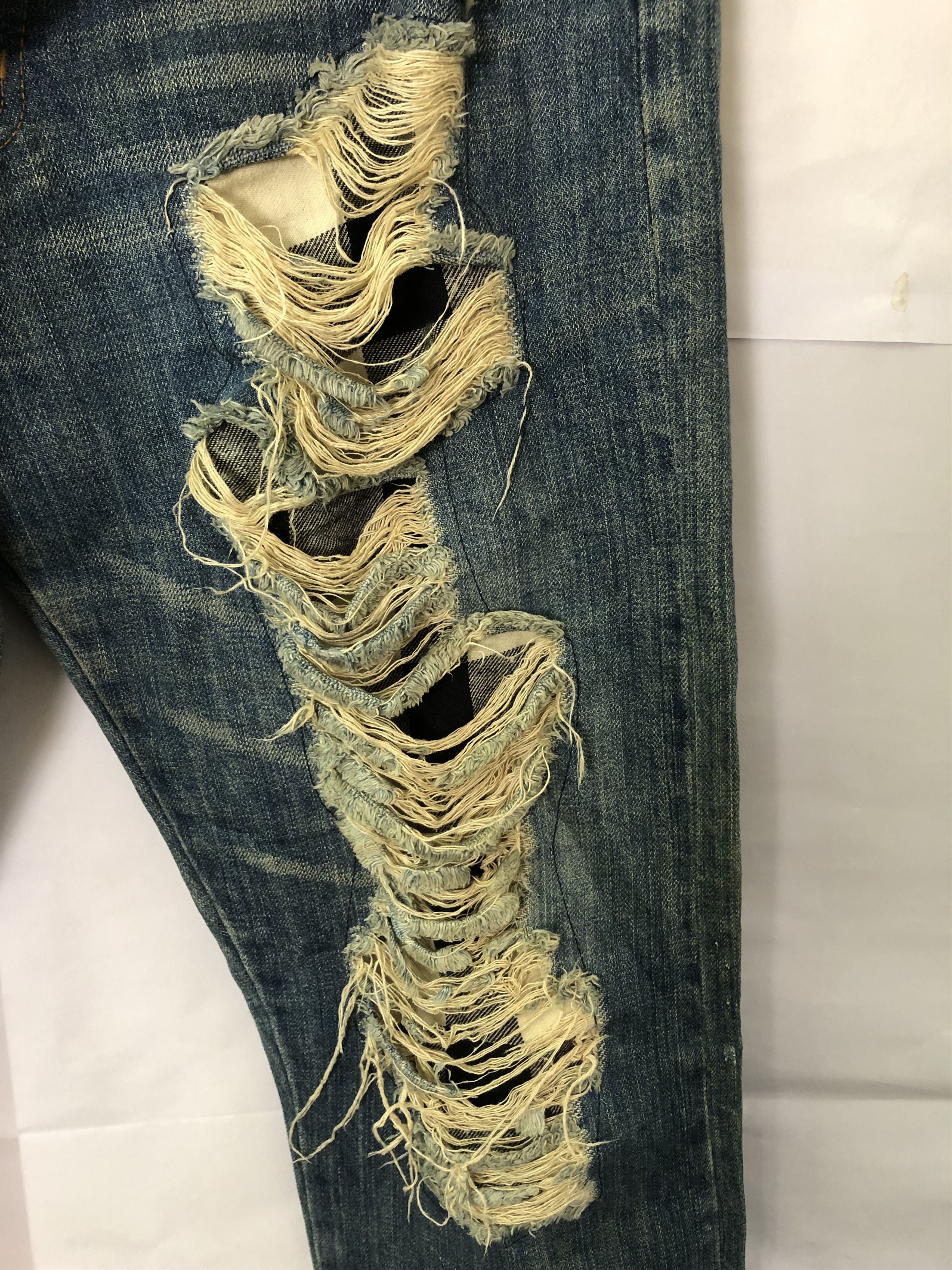 Japanese Brand Distressed Denim Pants Size US 34 / EU 50 - 6 Thumbnail