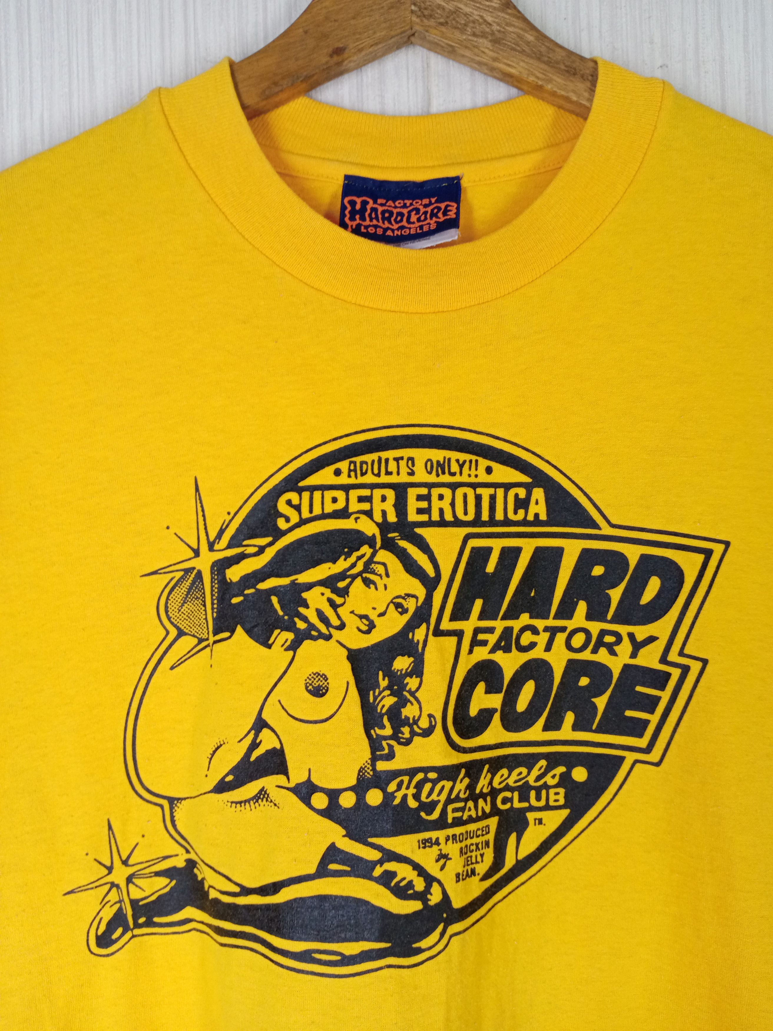 Vintage Vintage 90s Super Erotica Sex Adults Only Tshirt Size US S / EU 44-46 / 1 - 1 Thumbnail