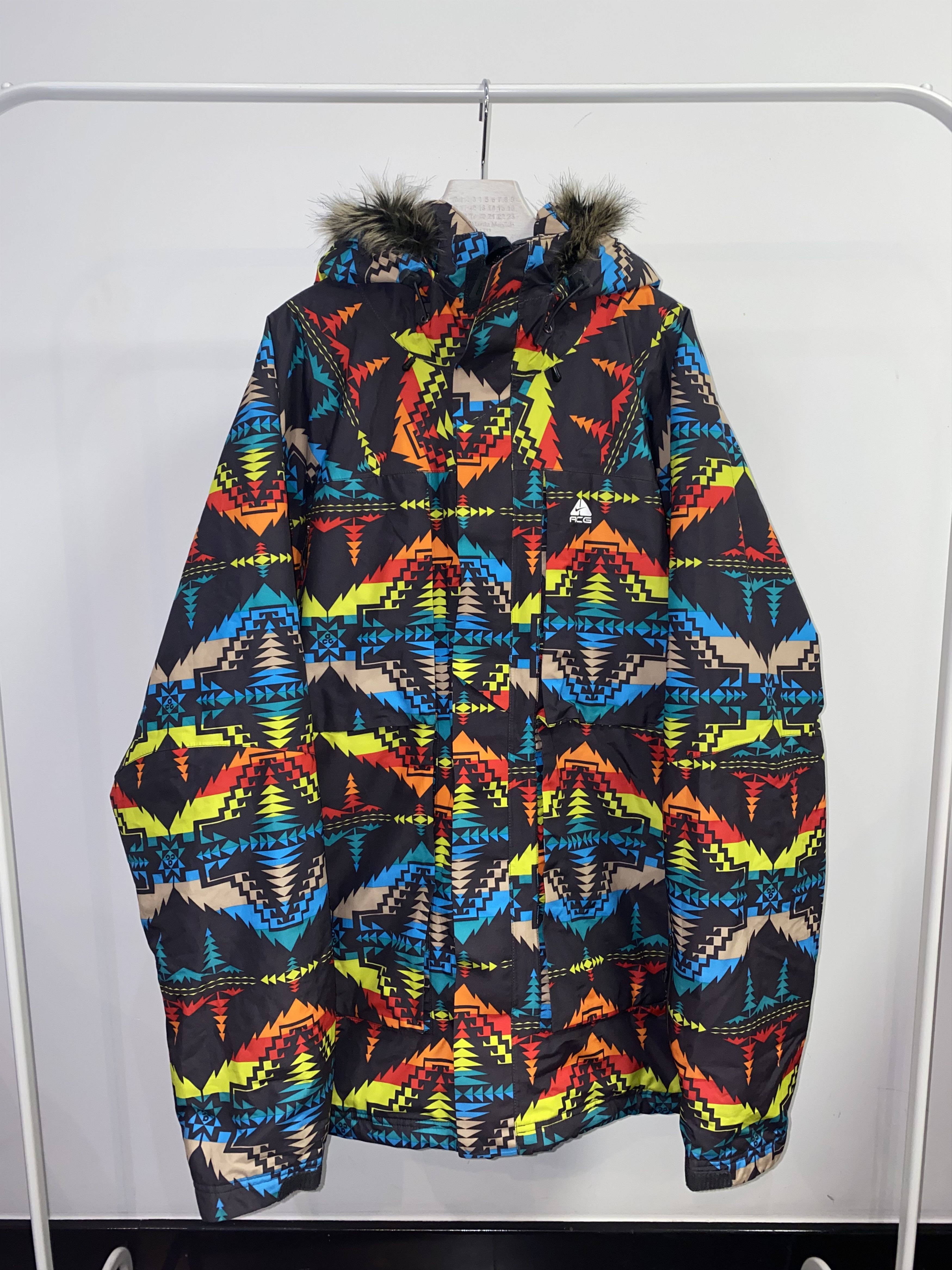 Image of Goretex x Nike Acg Pendleton Abstract All Over Print Ski Jacket, Men's (Size 2XL)