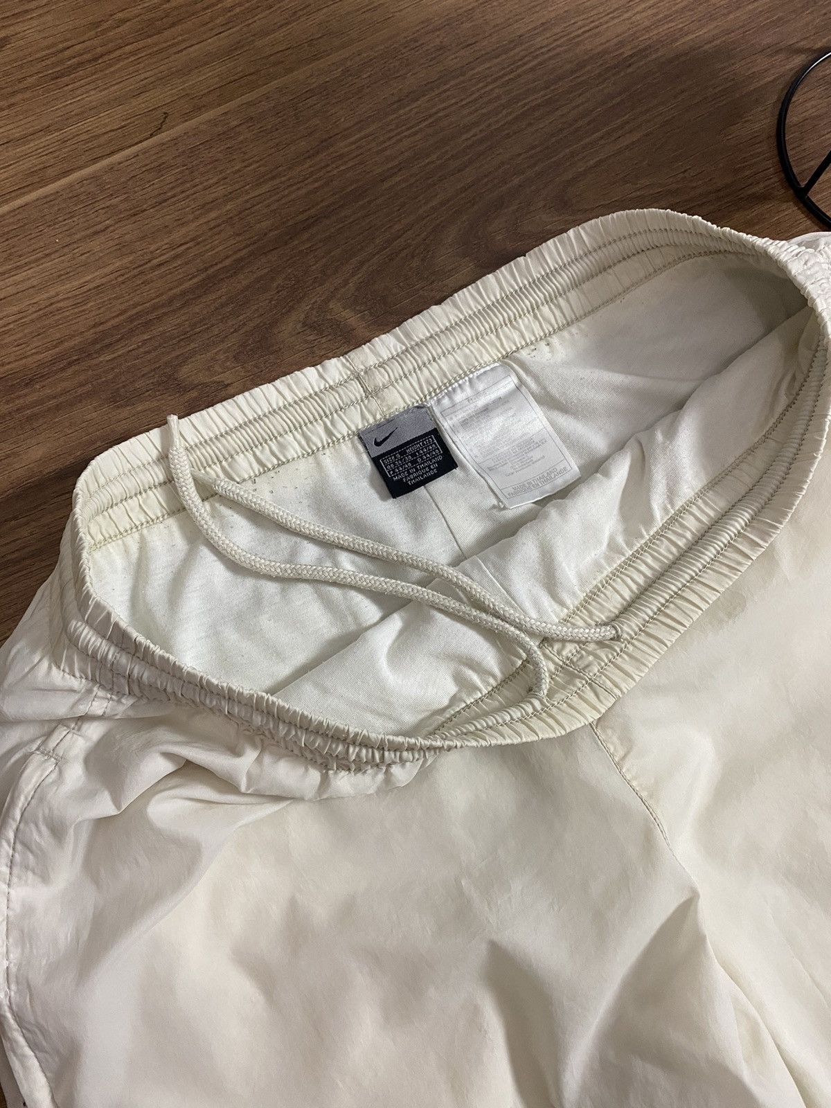 Nike × Vintage Nike Vintage Triple Swoosh Logo Drill Nylon Pants Size US 32 / EU 48 - 9 Thumbnail