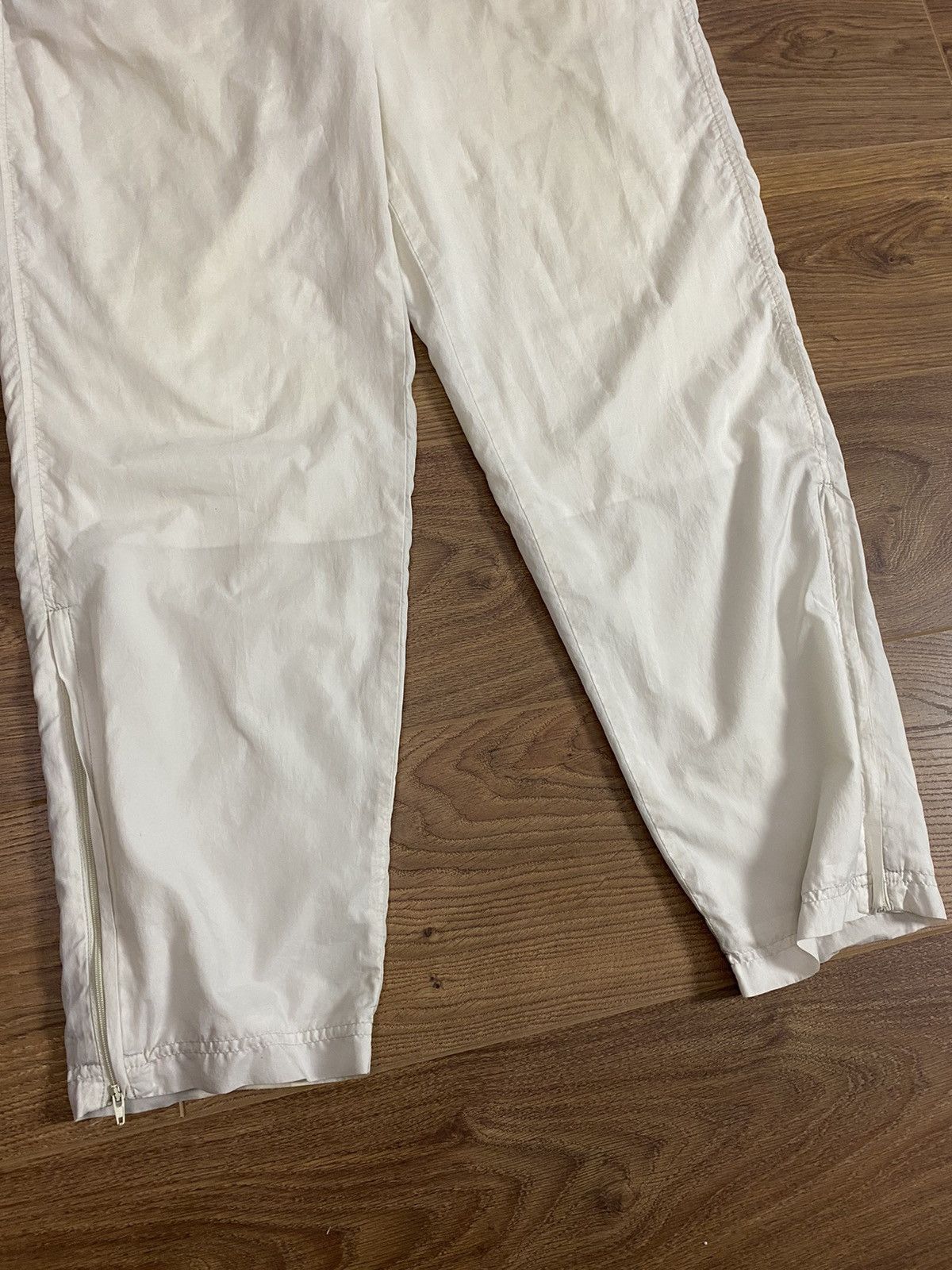 Nike × Vintage Nike Vintage Triple Swoosh Logo Drill Nylon Pants Size US 32 / EU 48 - 8 Thumbnail