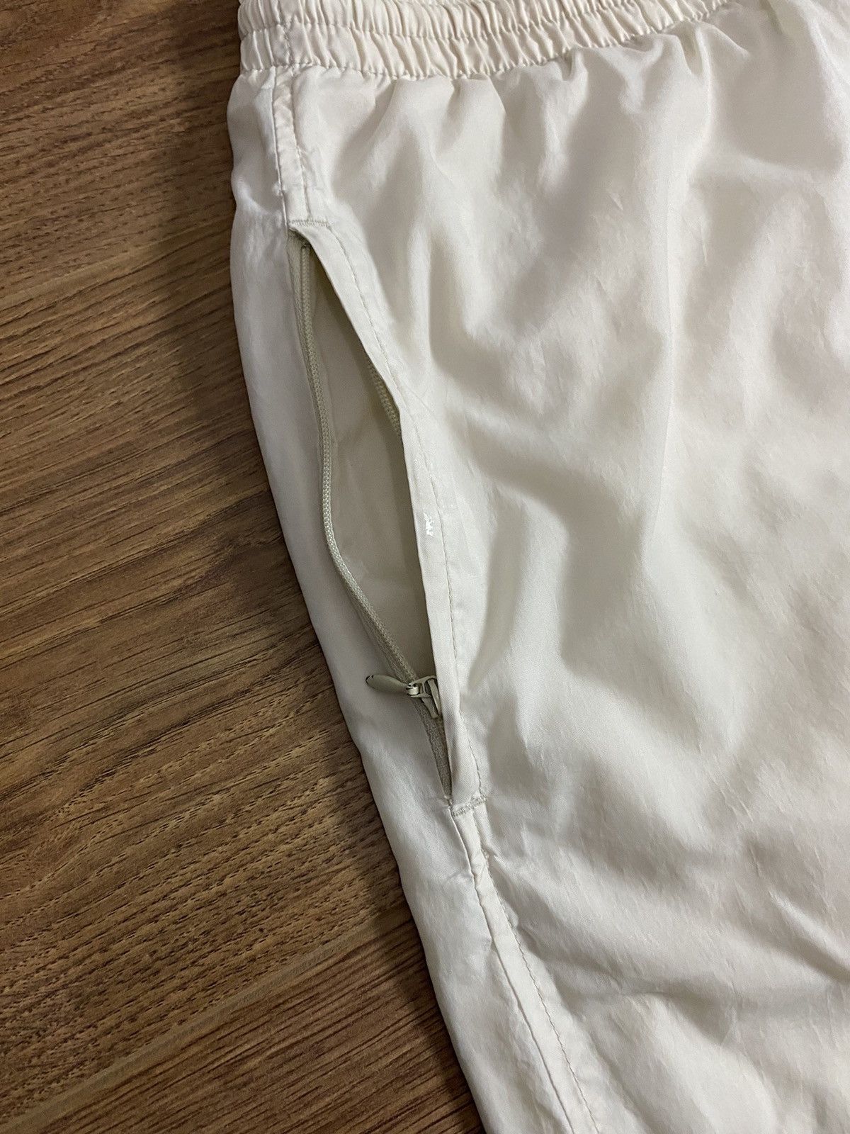 Nike × Vintage Nike Vintage Triple Swoosh Logo Drill Nylon Pants Size US 32 / EU 48 - 5 Thumbnail