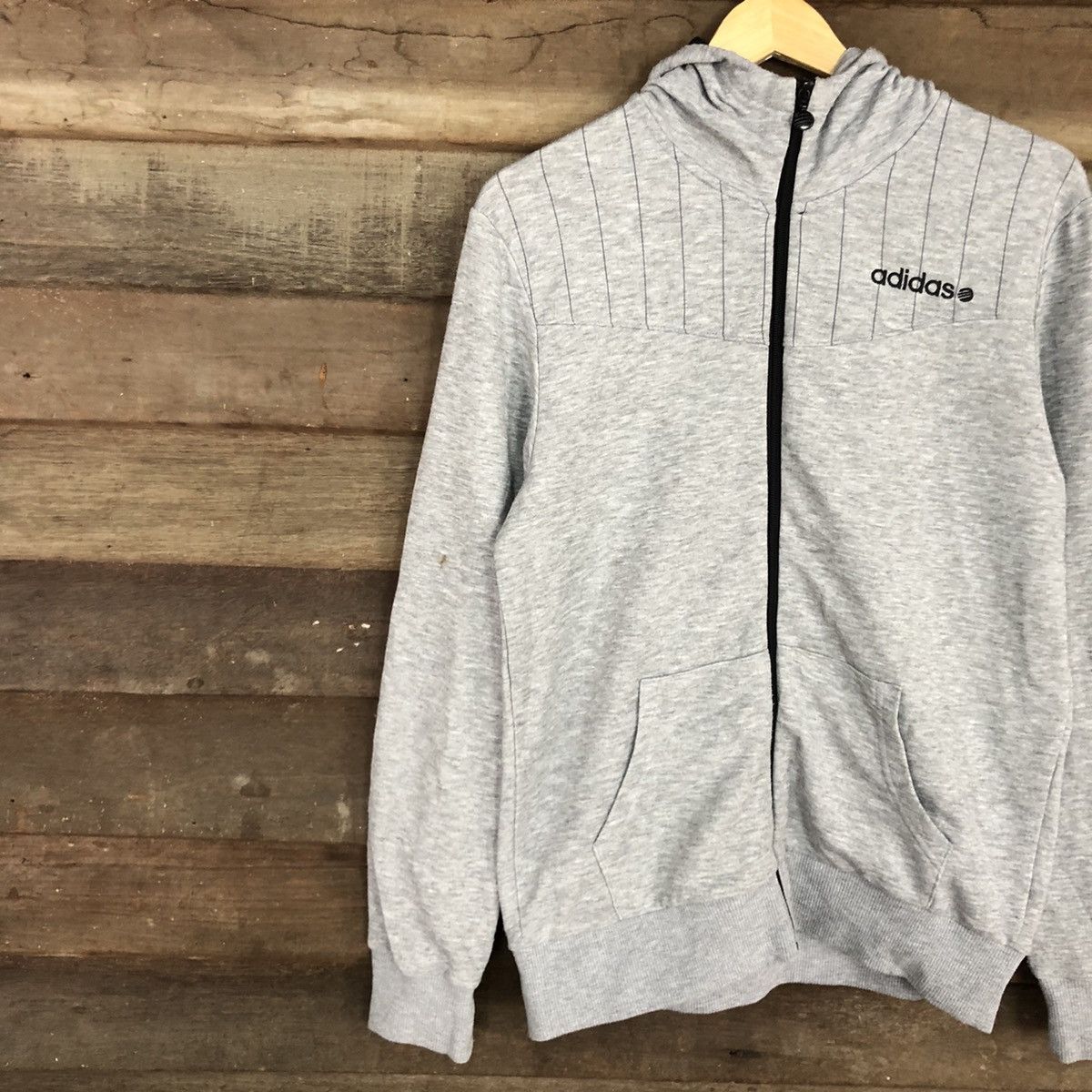 Adidas Adidas Grey Sweater #2811 Size US M / EU 48-50 / 2 - 7 Thumbnail
