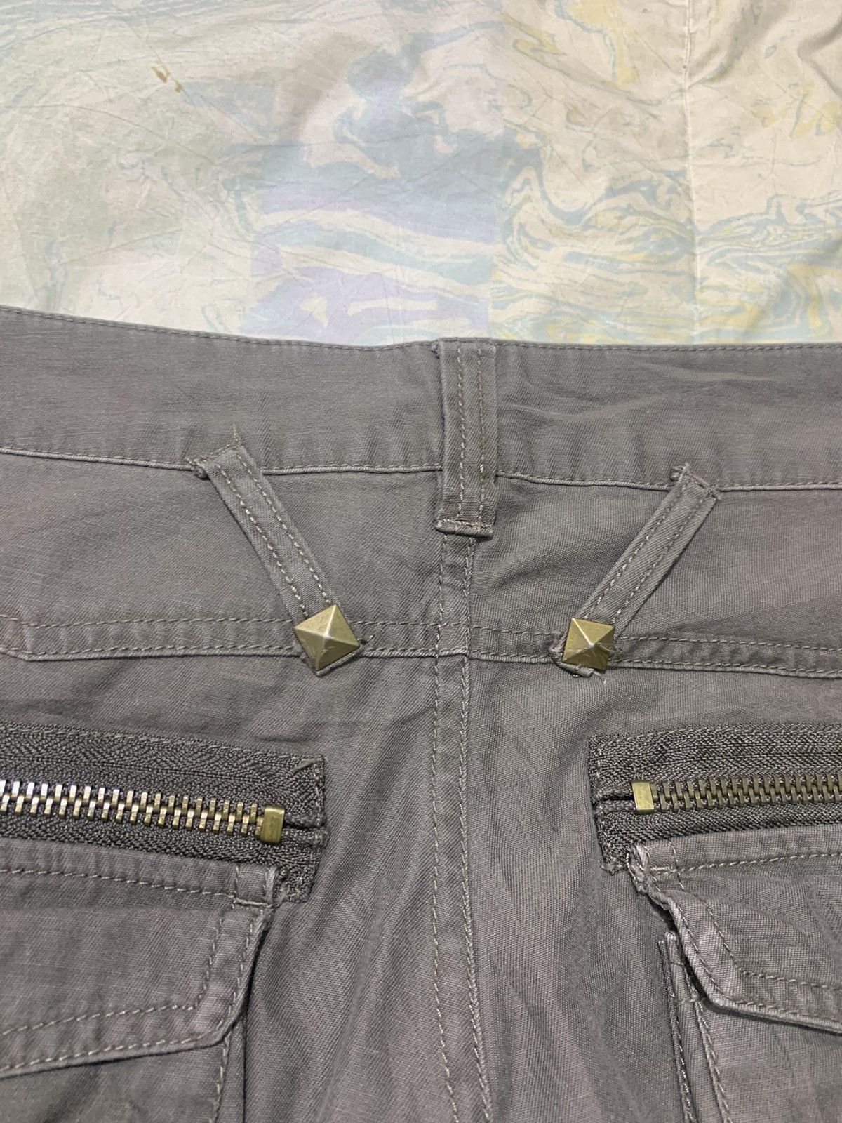 Japanese Brand Japanese brand woman flare studdes/spark cargo pants Size 30" / US 8 / IT 44 - 23 Thumbnail