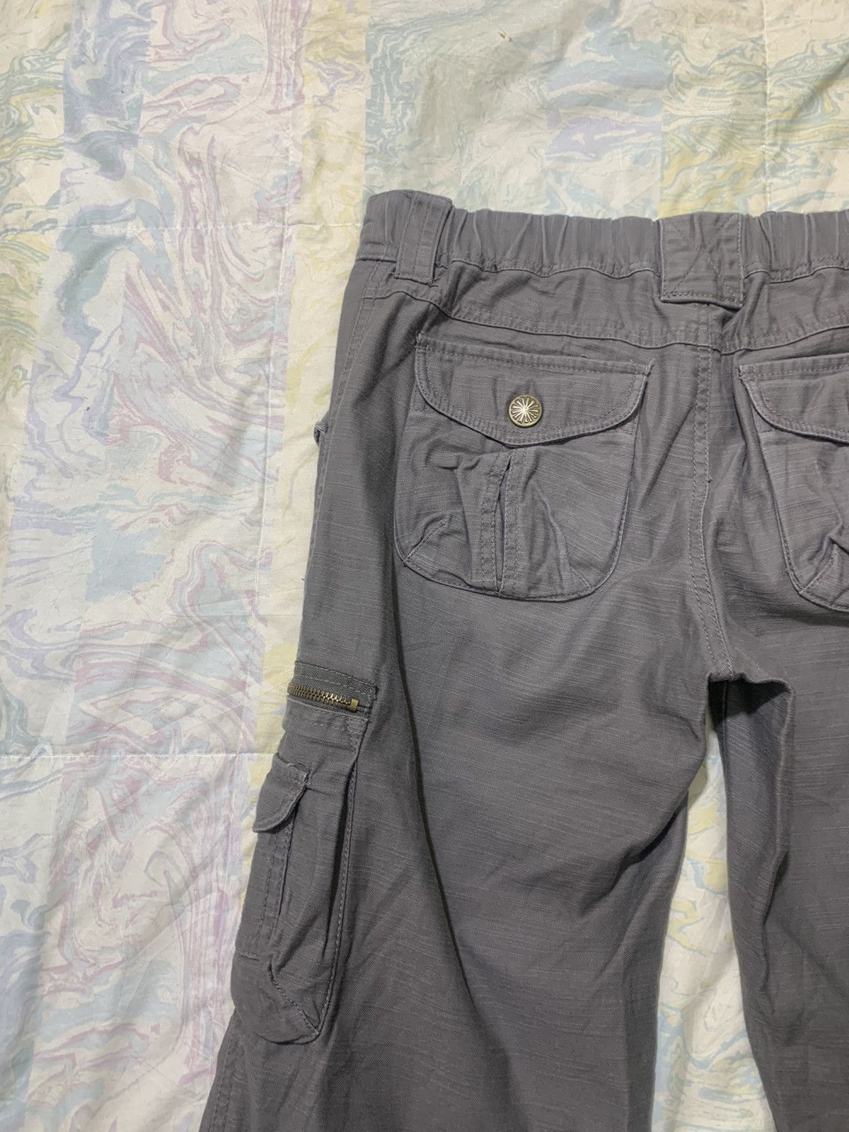 Japanese Brand Japanese brand avant garde woman flare tactical cargo pants Size 32" / US 10 / IT 46 - 20 Thumbnail