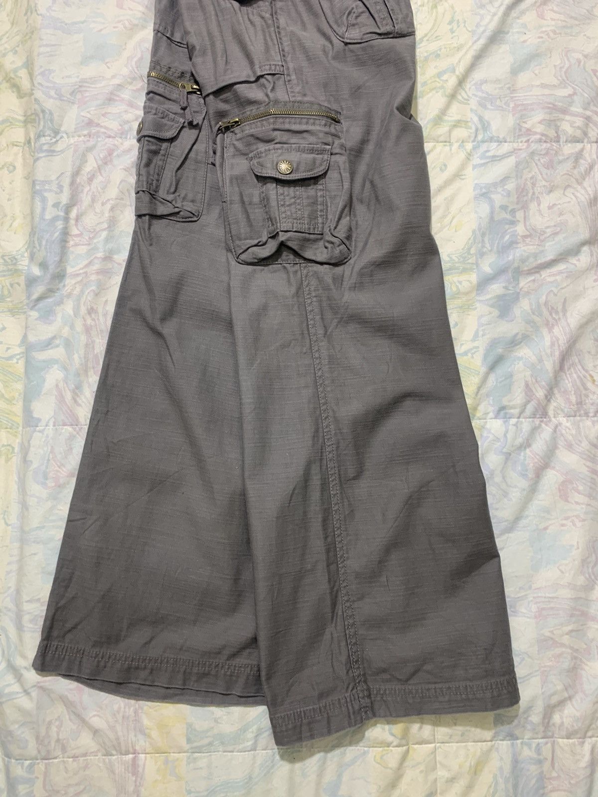 Japanese Brand Japanese brand avant garde woman flare tactical cargo pants Size 32" / US 10 / IT 46 - 13 Thumbnail