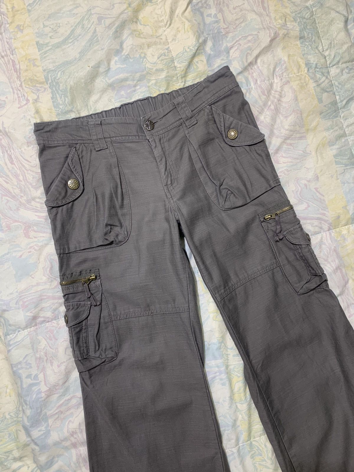 Japanese Brand Japanese brand avant garde woman flare tactical cargo pants Size 32" / US 10 / IT 46 - 2 Thumbnail