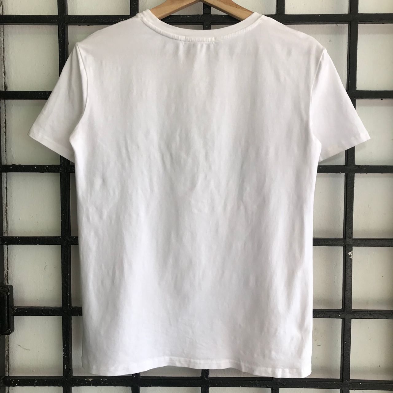 Burberry 🔥Vintage BURBERRY LONDON Velvet Logo Design T-shirt Size XS / US 0-2 / IT 36-38 - 3 Thumbnail