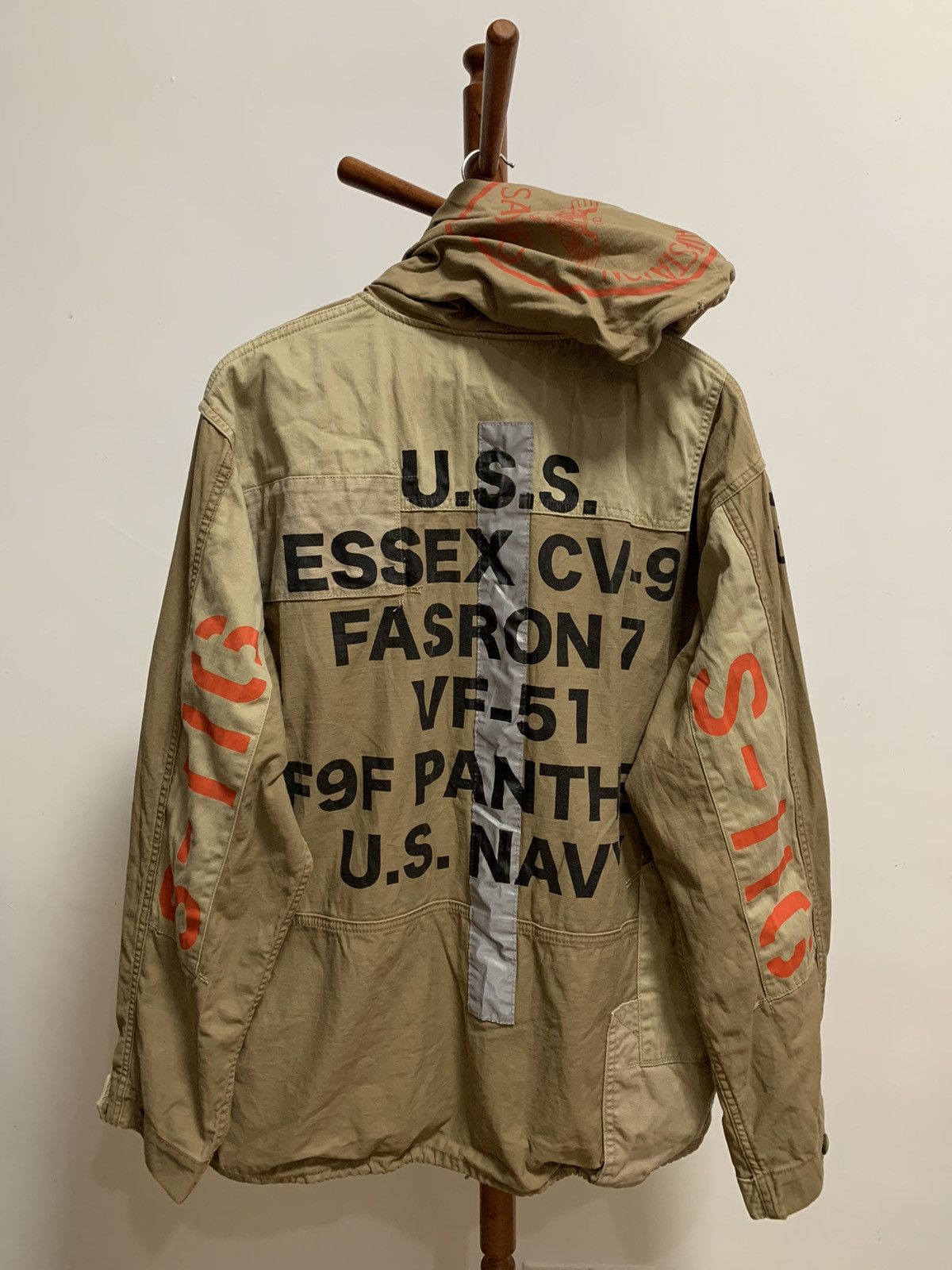 Avirex Avirex Overprint Jacket Army USN USS ESSEX CV-9 F9F PANTHER Size US XXL / EU 58 / 5 - 3 Thumbnail