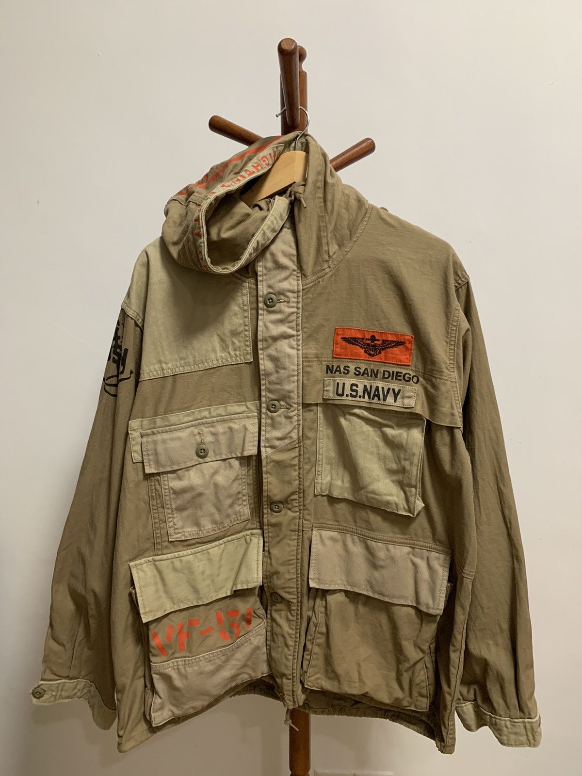 Avirex Avirex Overprint Jacket Army USN USS ESSEX CV-9 F9F PANTHER Size US XXL / EU 58 / 5 - 4 Thumbnail