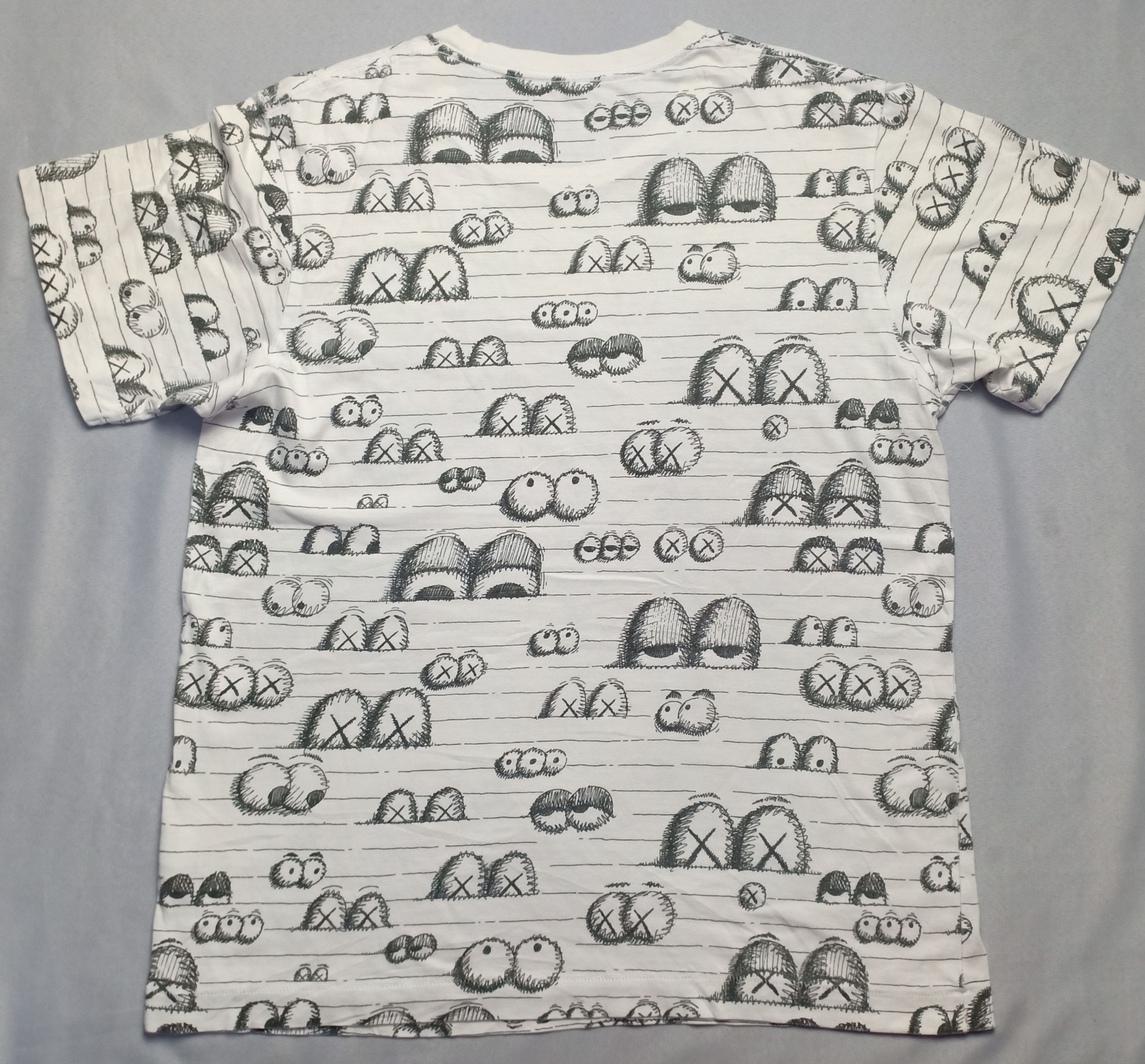 Japanese Brand Kaws All Over Printed Graphic Tee Bearbrick Size US M / EU 48-50 / 2 - 9 Thumbnail