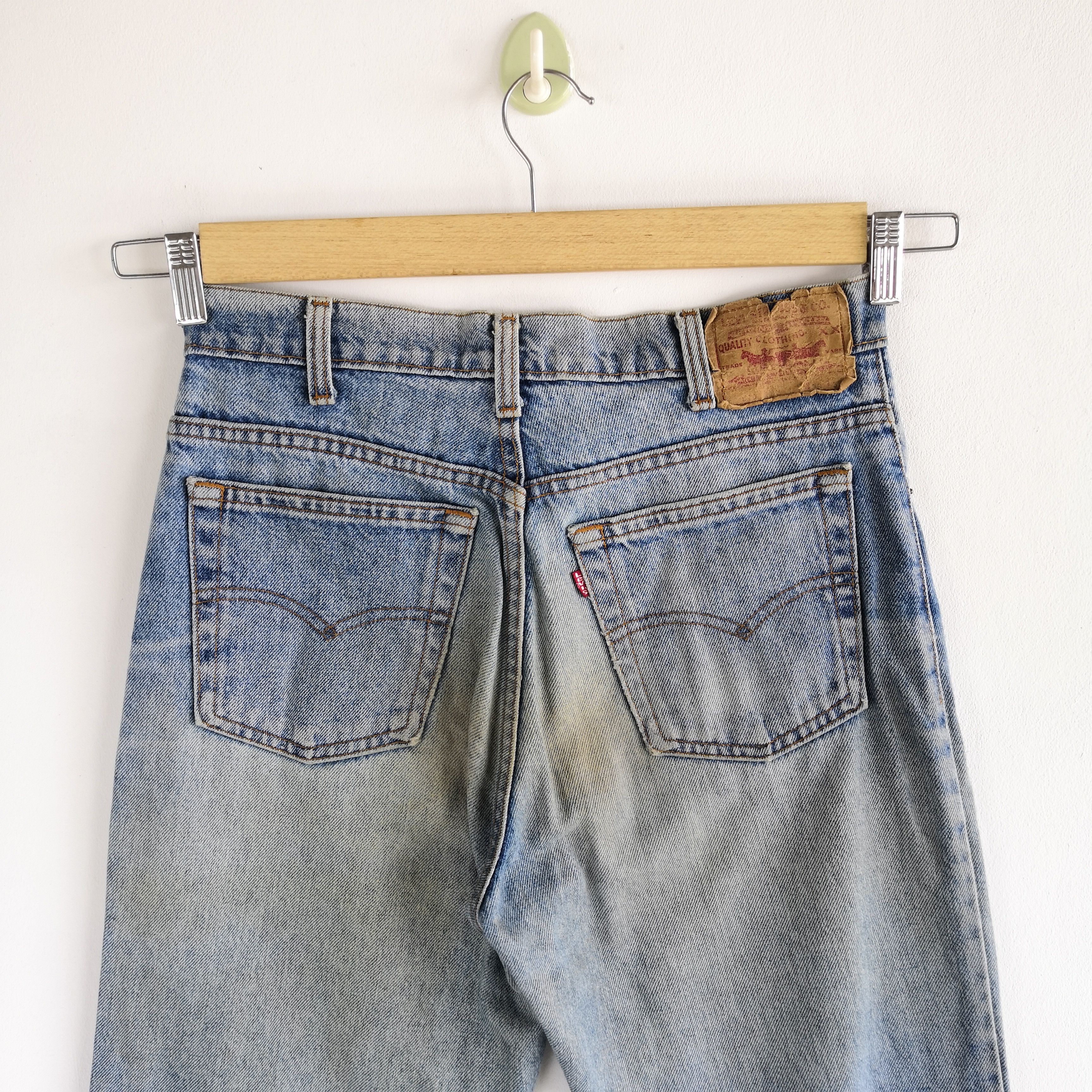 Levi's Vintage Levi's Light Wash Jeans Distressed Rusty Levis Denim Size 28" / US 6 / IT 42 - 5 Thumbnail