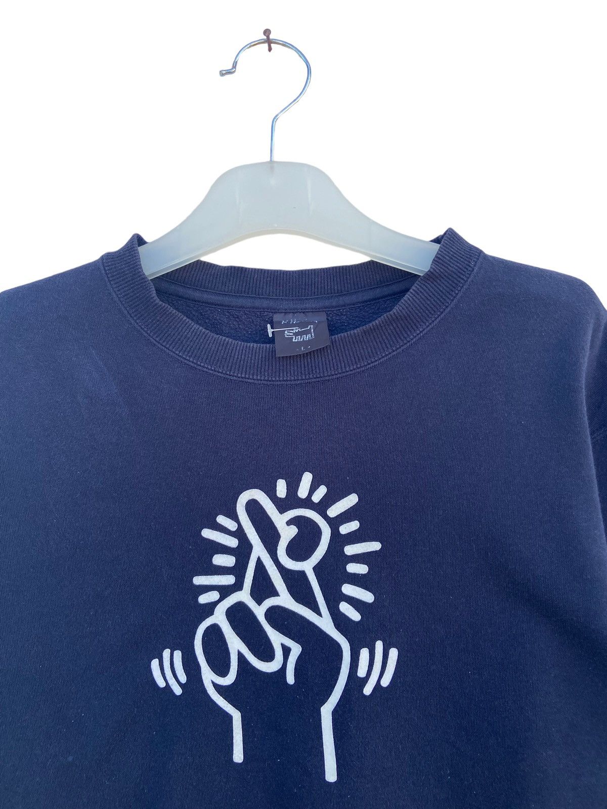 Japanese Brand Vintage Keith Haring X Uniqlo sweatshirt Size US L / EU 52-54 / 3 - 8 Thumbnail