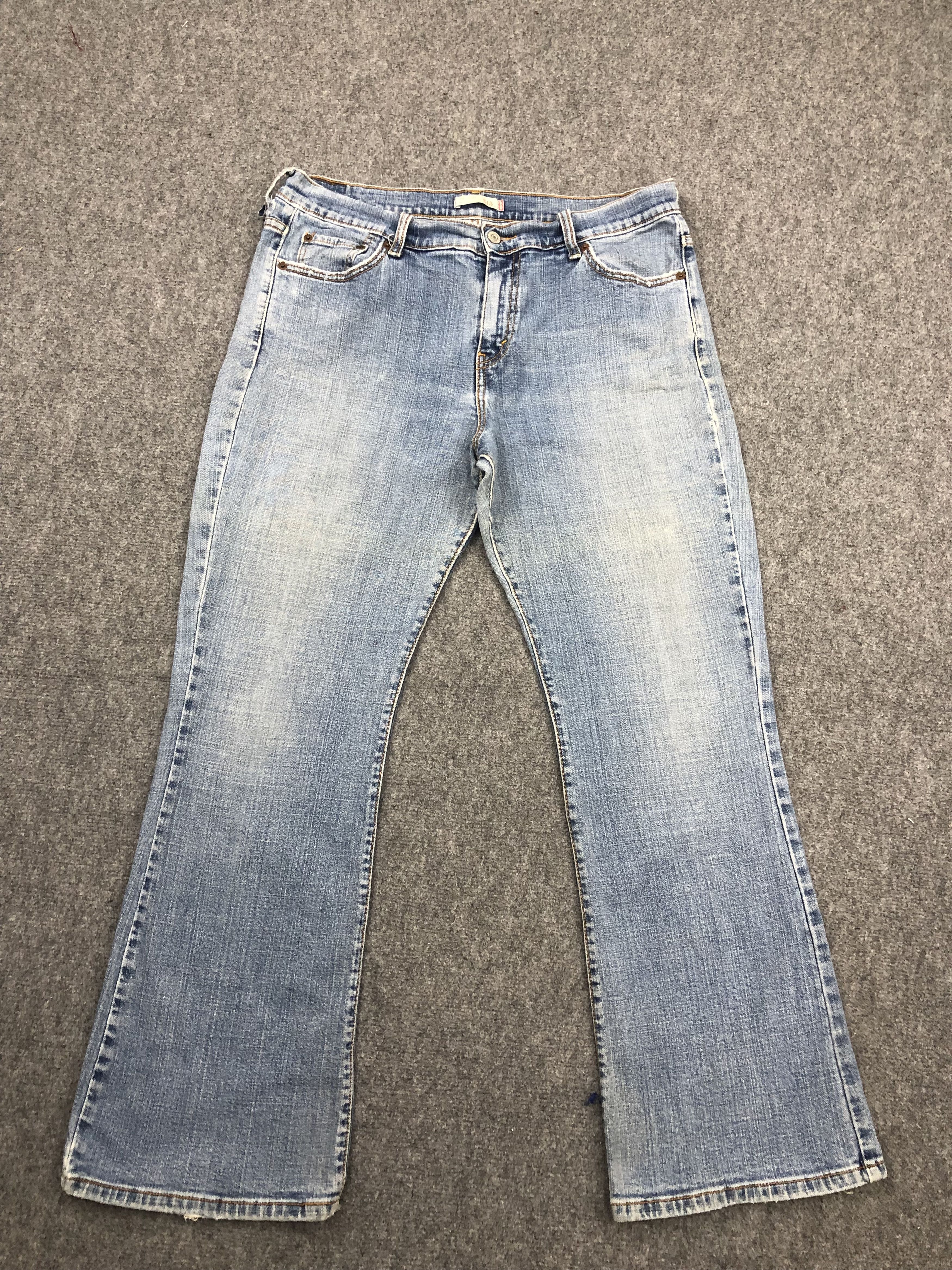 Vintage Levis 515 Flared Bootcut Jeans DP1573