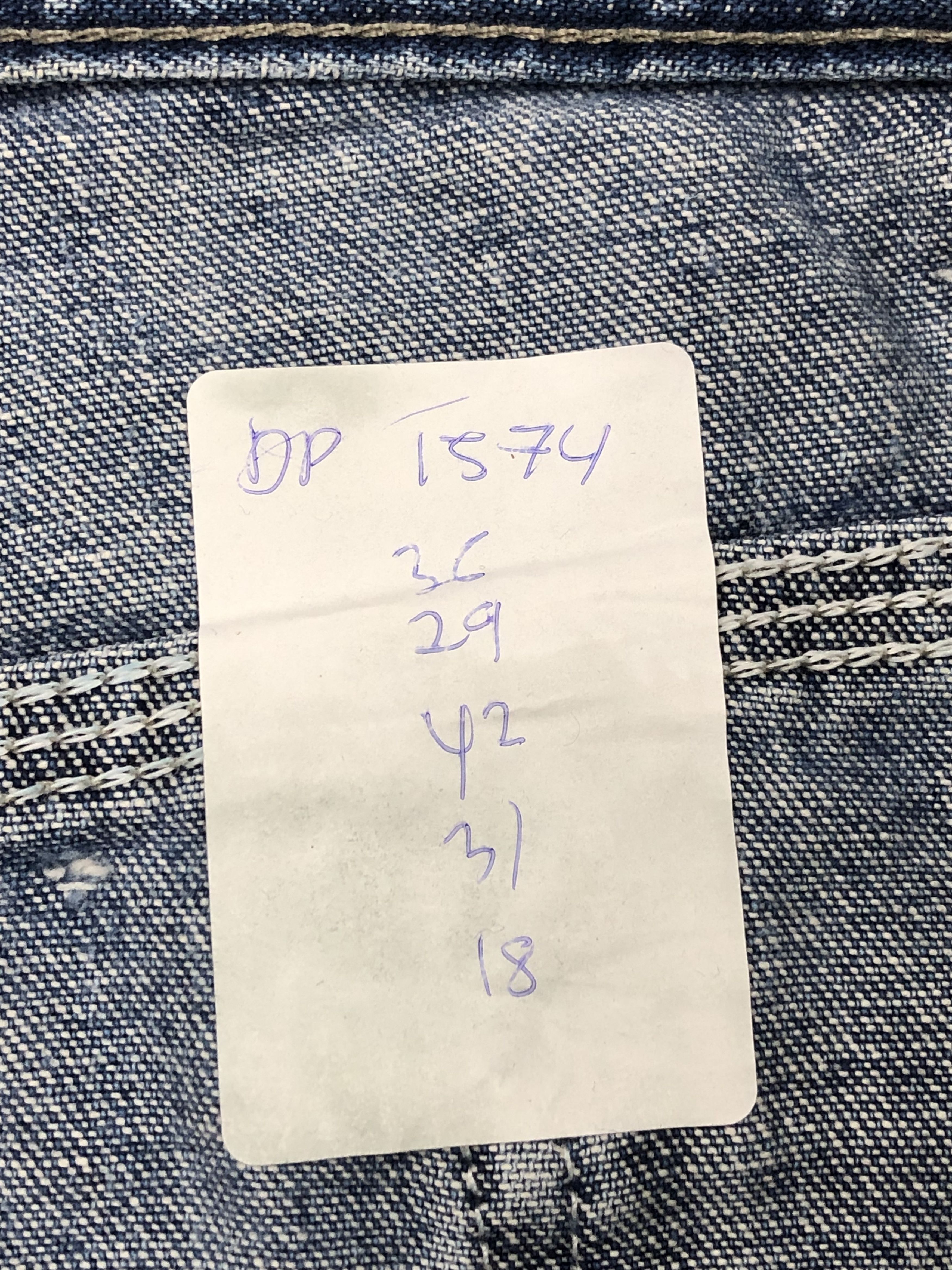 Vintage Vintage Distressed Wrangler Faded Blue Jeans DP1574 Size US 36 / EU 52 - 14 Thumbnail