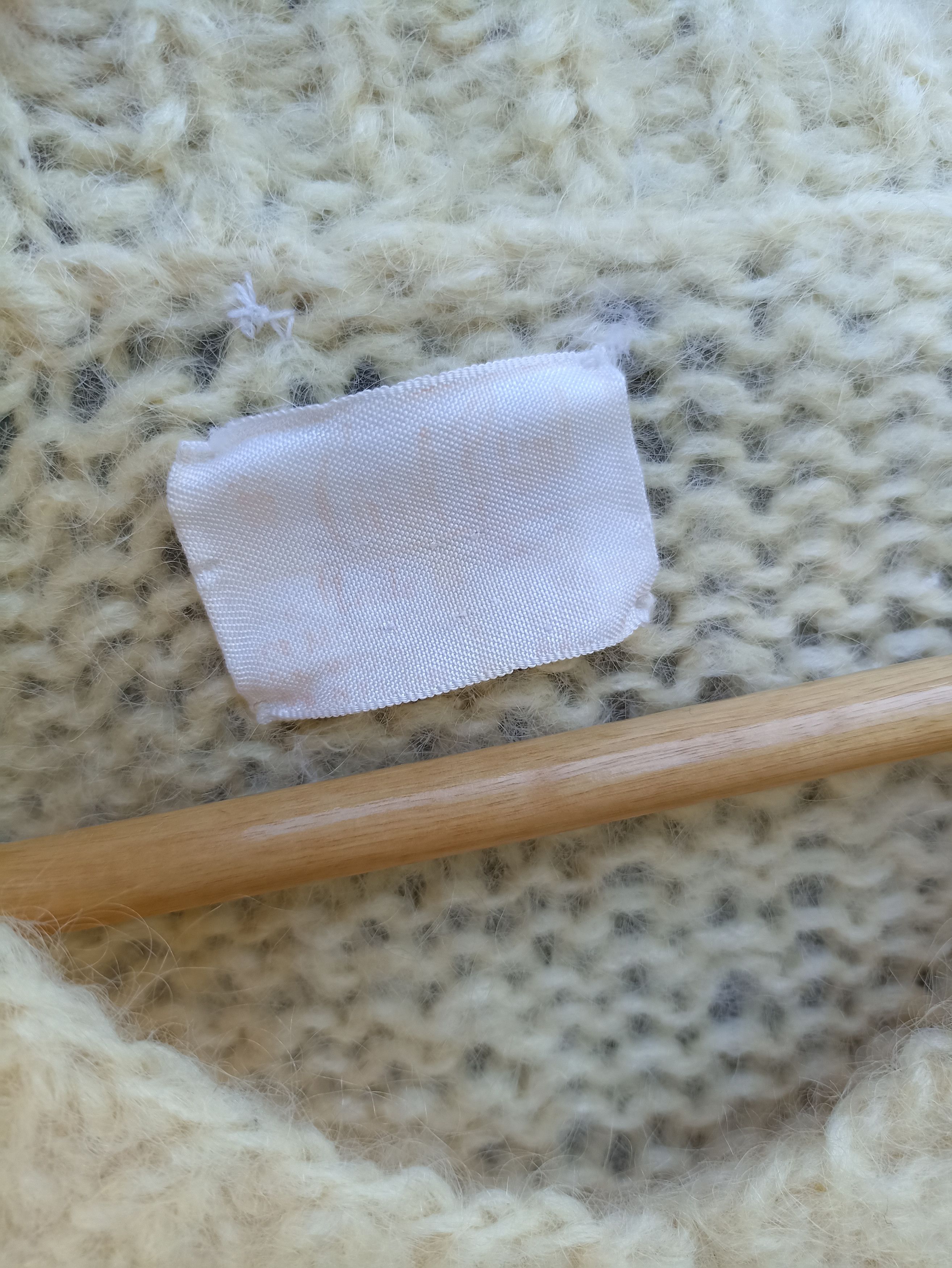 Homespun Knitwear × Other × Vintage Vintage Designer Carol Made in Italy Mohair Cropped Sweater Size L / US 10 / IT 46 - 3 Thumbnail