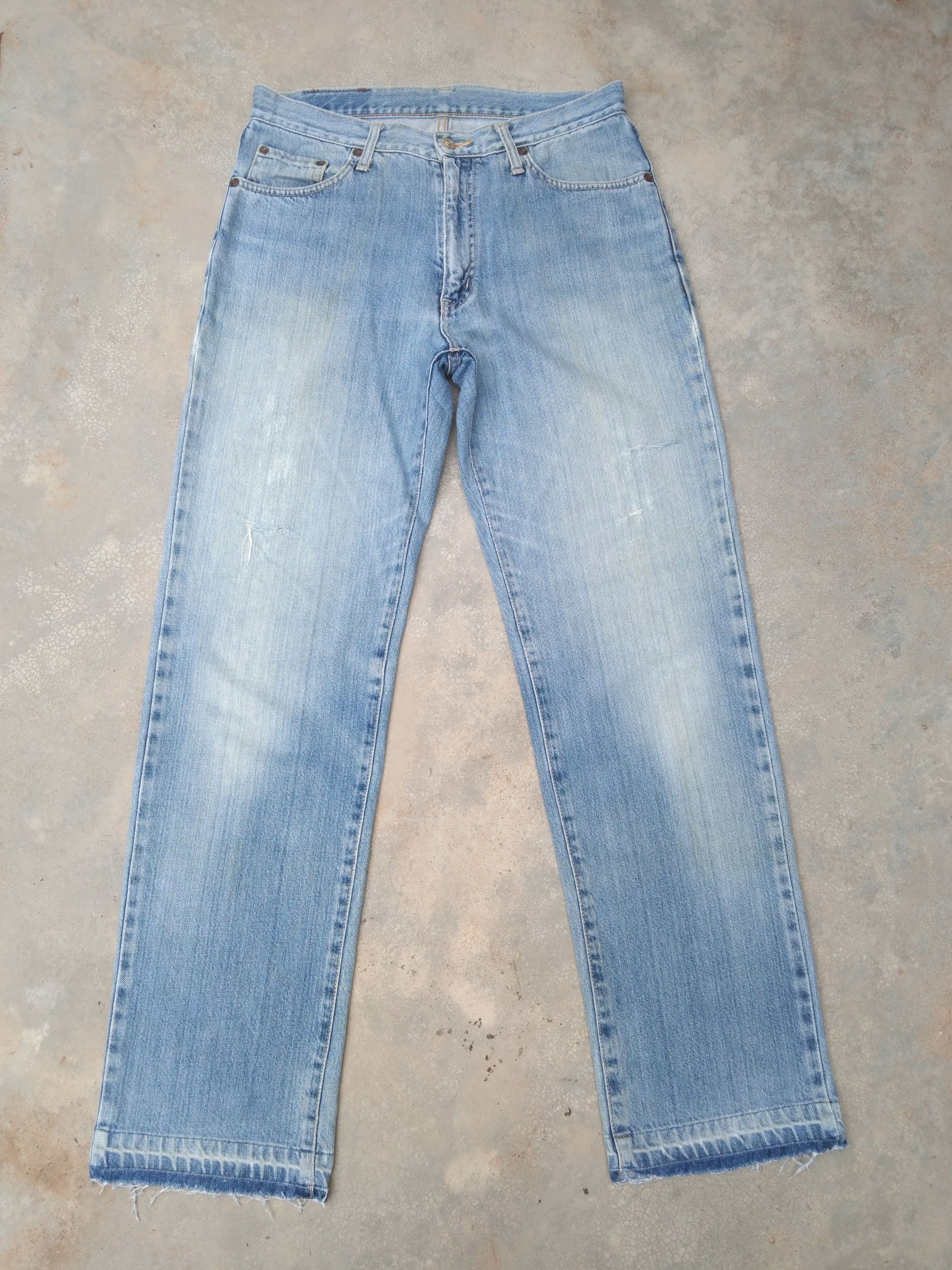 image of Vintage Distressed Edwin Jeans 32X32 in Blue, Men's