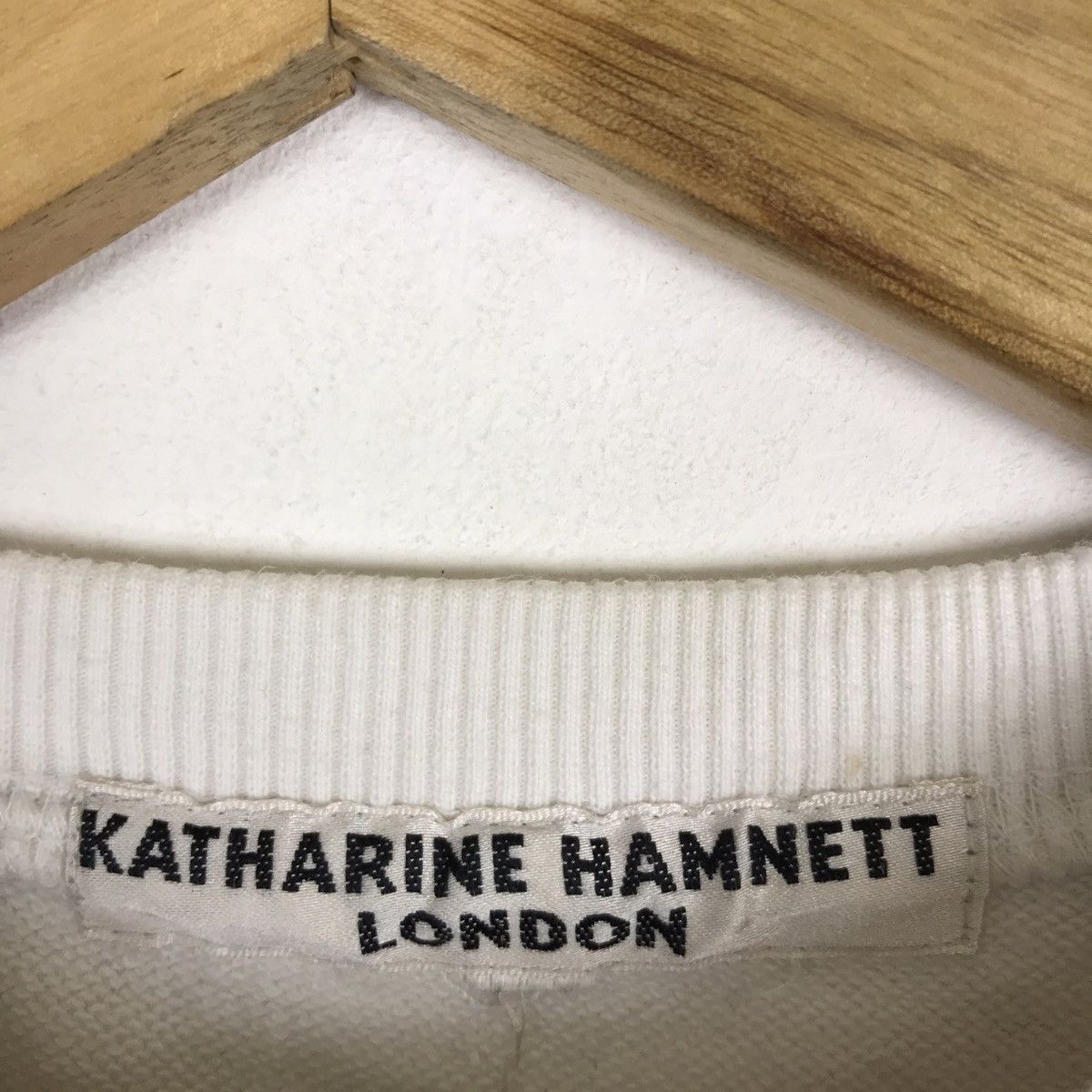 Katharine Hamnett London Katharine Hamnett London Spell Out Long Sleeve Jumper Size US M / EU 48-50 / 2 - 7 Thumbnail