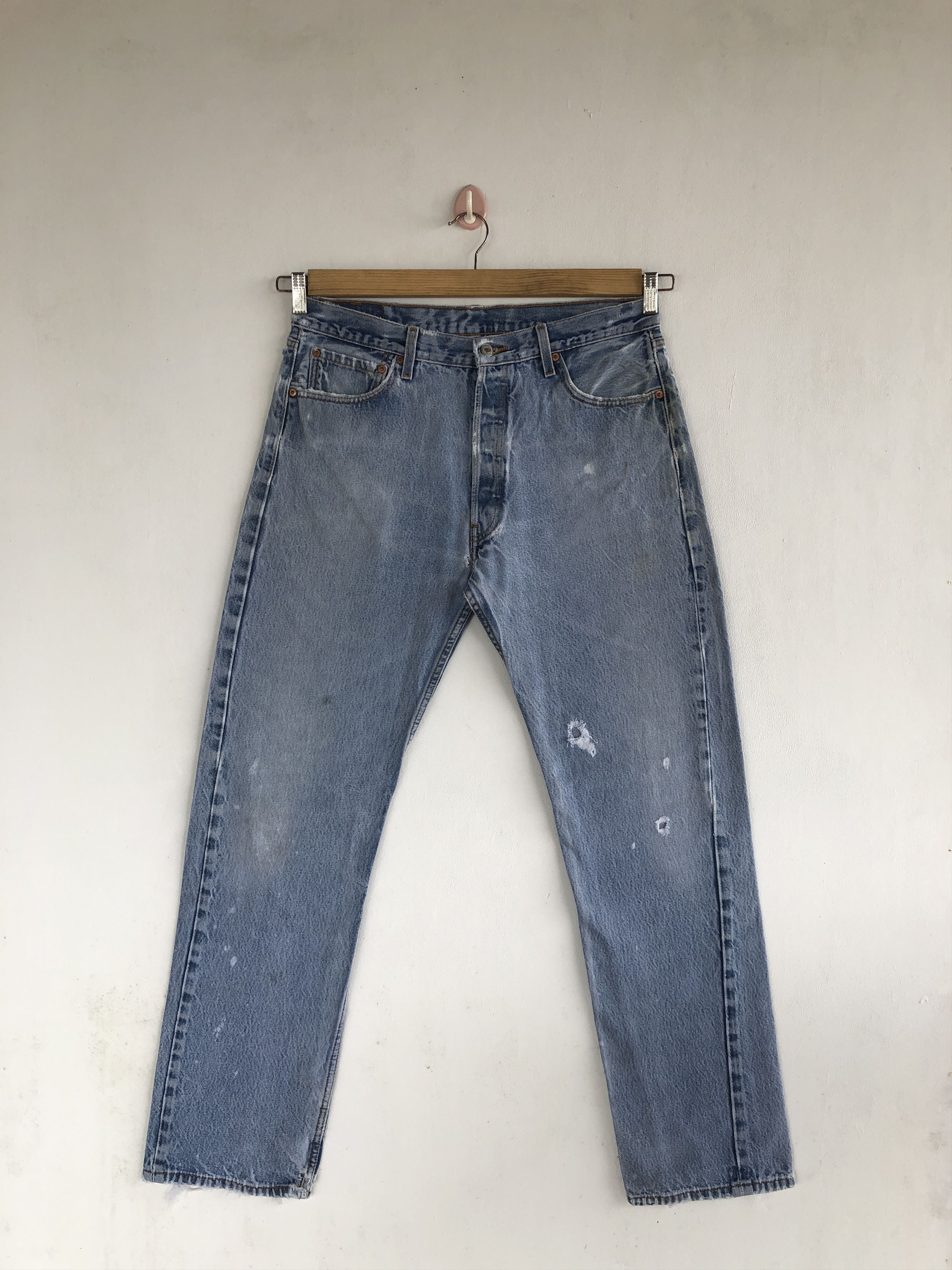 Levi's Vintage Levis 501 Distressed Jeans Levi's Light Wash Denim Size US 32 / EU 48 - 1 Thumbnail