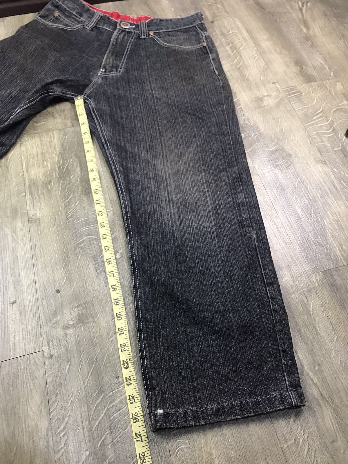 Japanese Brand DISTRESSED NEVARAN JEANS WITH EMBROIDERY DESIGN Size US 32 / EU 48 - 21 Thumbnail