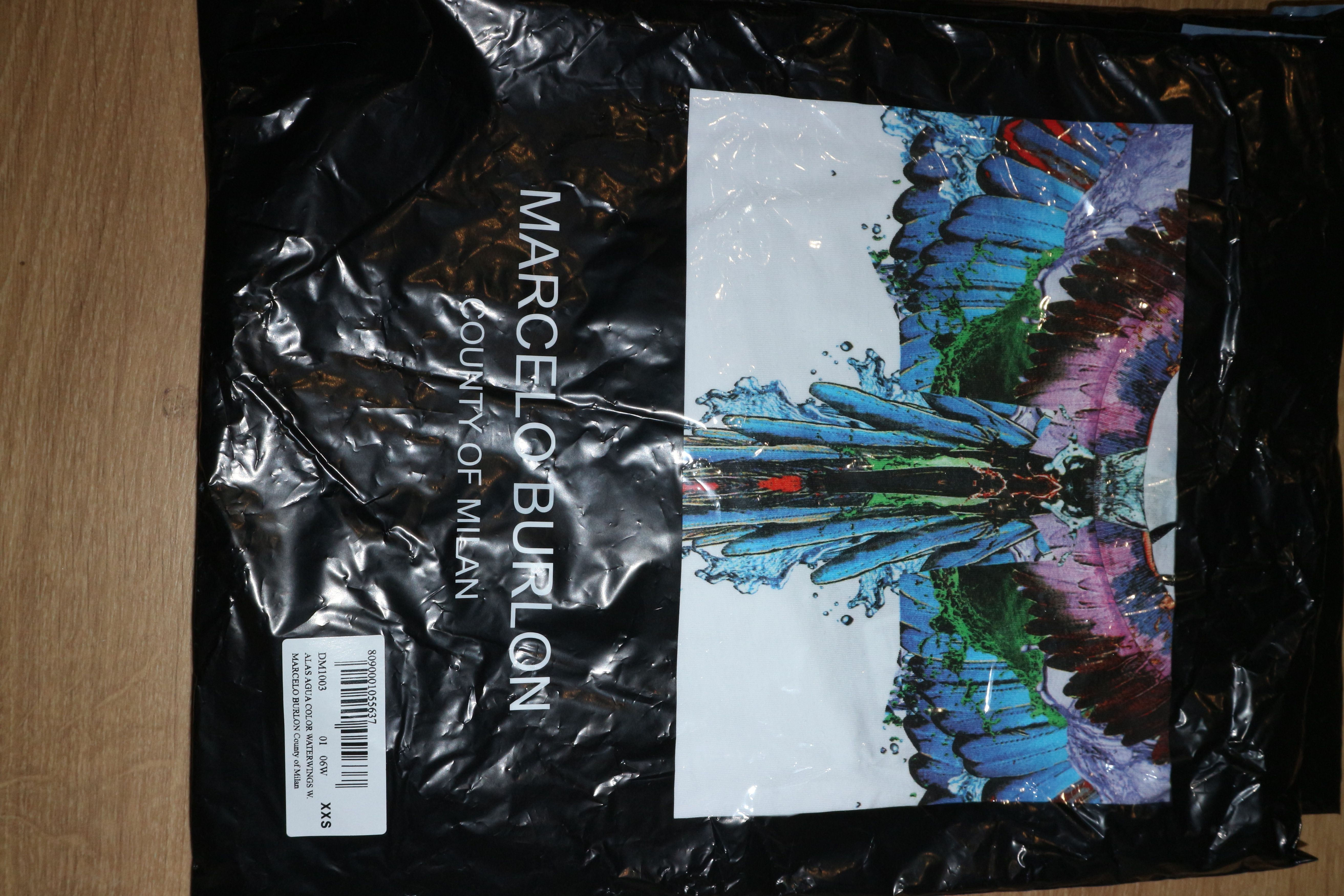 Marcelo Burlon Oversized Alas Agua print t-shirt *Brand new* Size US L / EU 52-54 / 3 - 12 Thumbnail