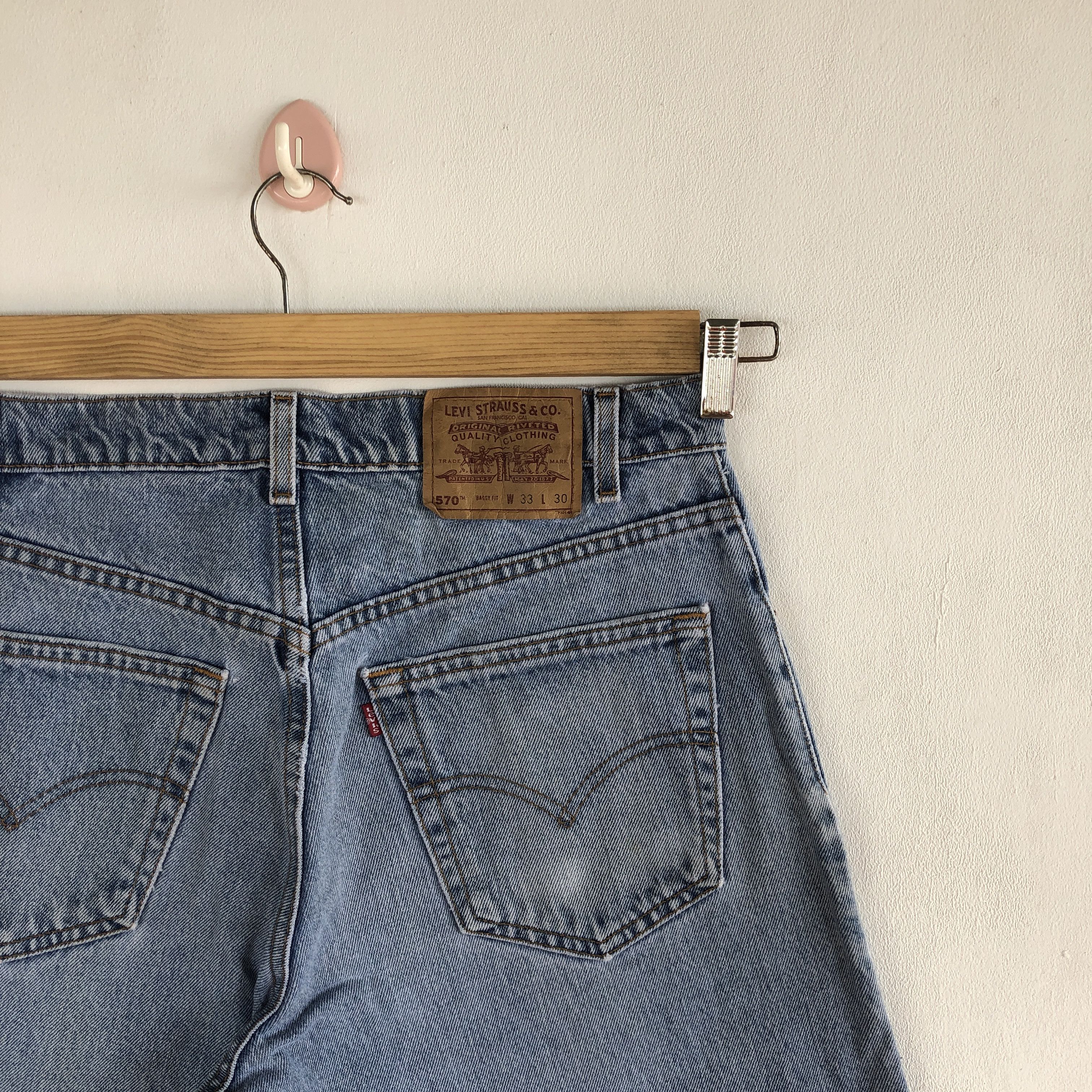 Levi's Vintage Levis Light Wash Jeans Baggy Fit Levi's 570 Denim Size US 30 / EU 46 - 7 Thumbnail