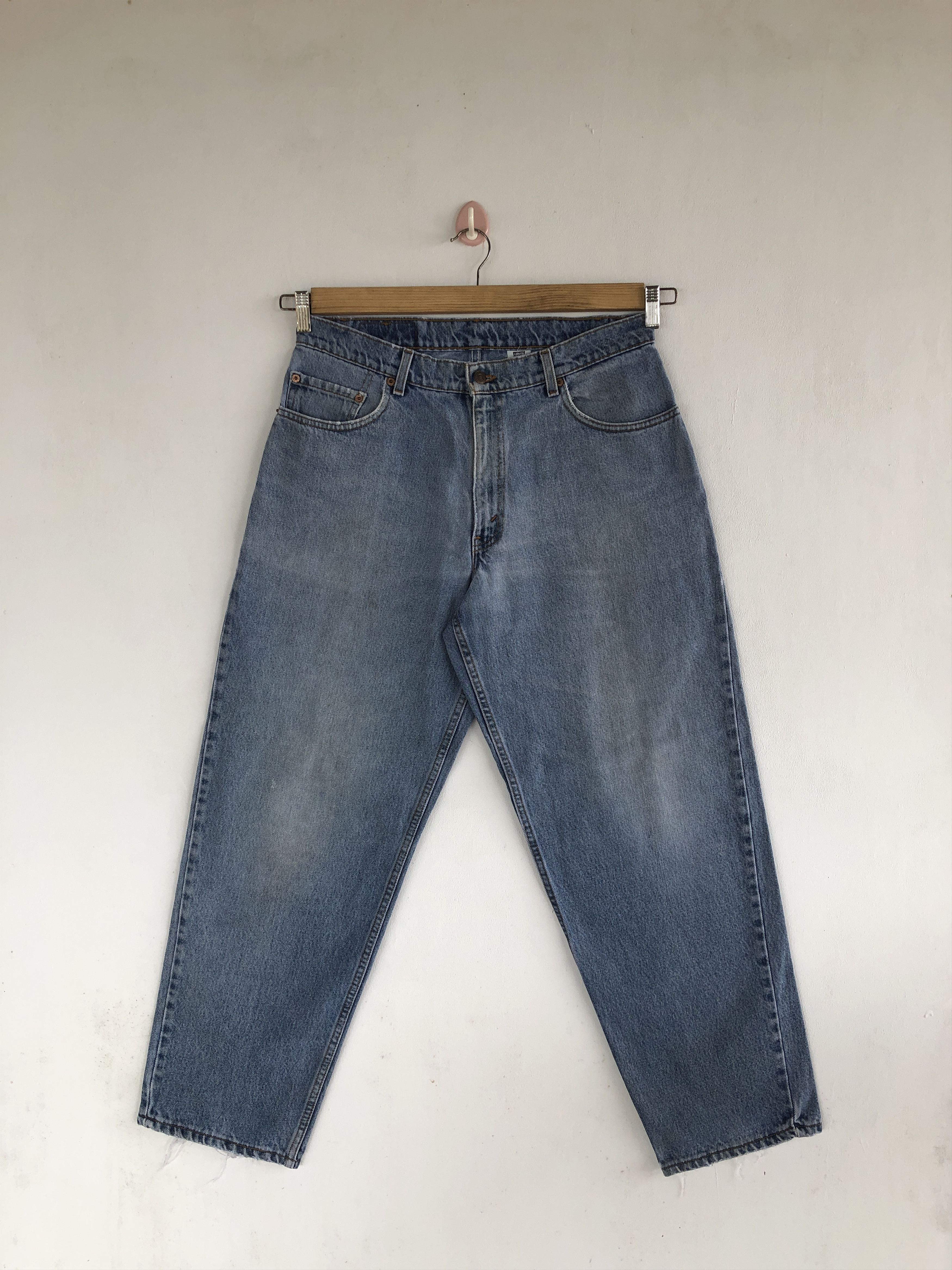 Levi's Vintage Levis Light Wash Jeans Baggy Fit Levi's 570 Denim Size US 30 / EU 46 - 1 Thumbnail