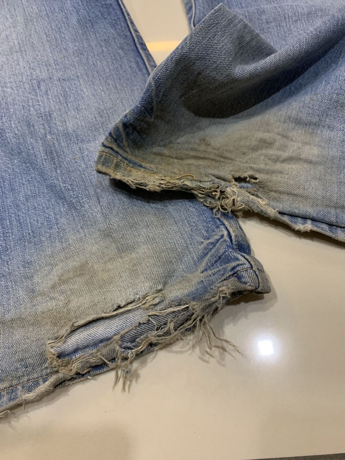 Levi's DISTRESSED DESTROYED LEVI'S 501 PATCHES HOLES JEANS Size US 36 / EU 52 - 14 Thumbnail