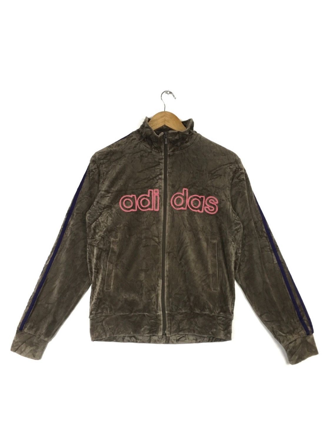 Adidas Vintage 2YK Adidas Spell Out Mocha Brown Velvet Jacket Size US S / EU 44-46 / 1 - 1 Thumbnail