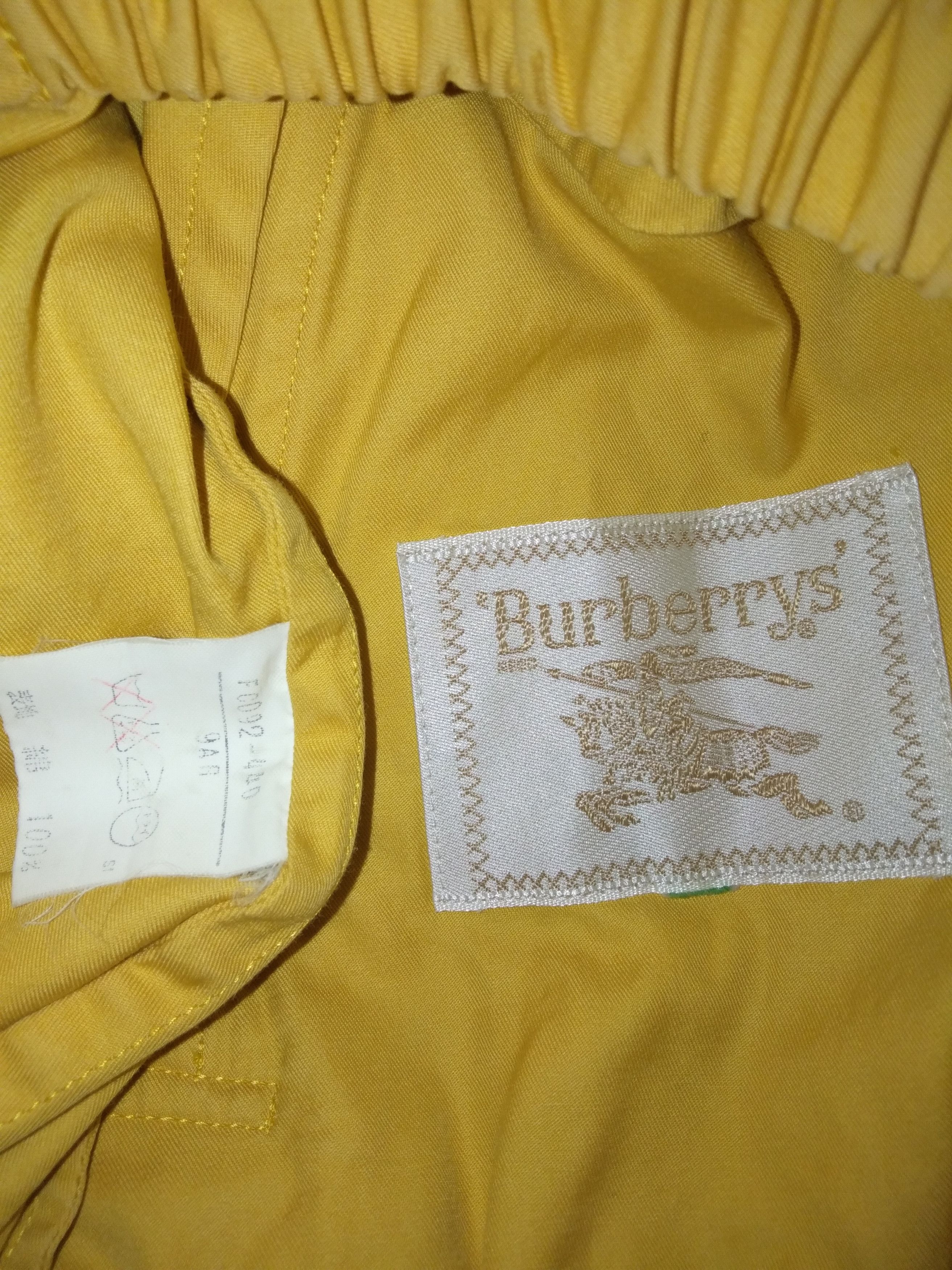 Burberry VINTAGE BURBERRY JACKET Size US L / EU 52-54 / 3 - 7 Thumbnail