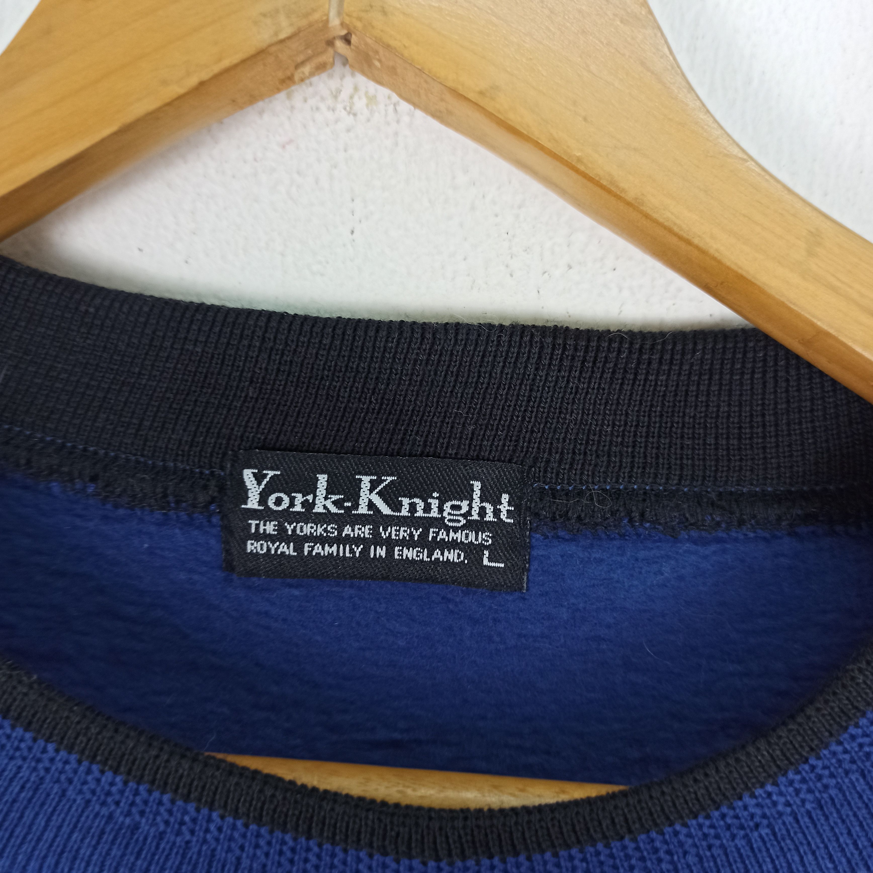 Aran Isles Knitwear 🔥Rare🔥 York Knight Sweatshirt Fleece Knitwear Japan Size US L / EU 52-54 / 3 - 7 Thumbnail