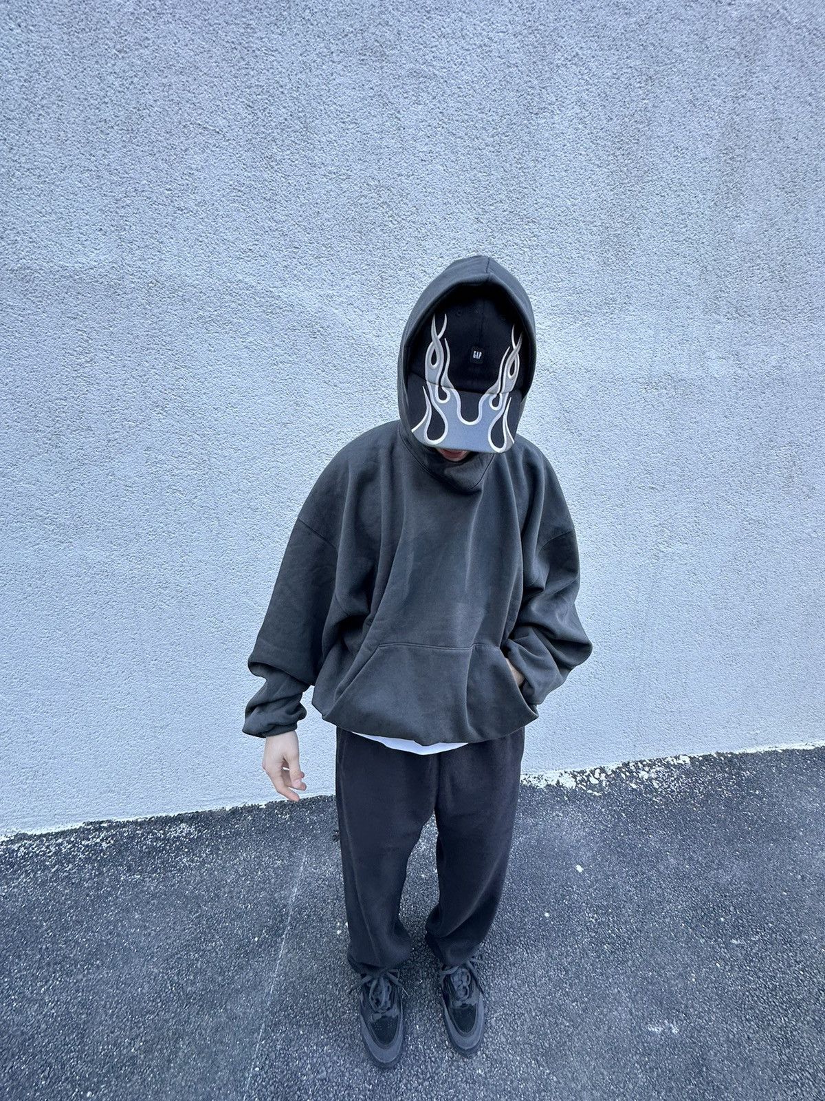 最先端 トップス L HOODIE DOVE GAP YEEZY トップス - www 