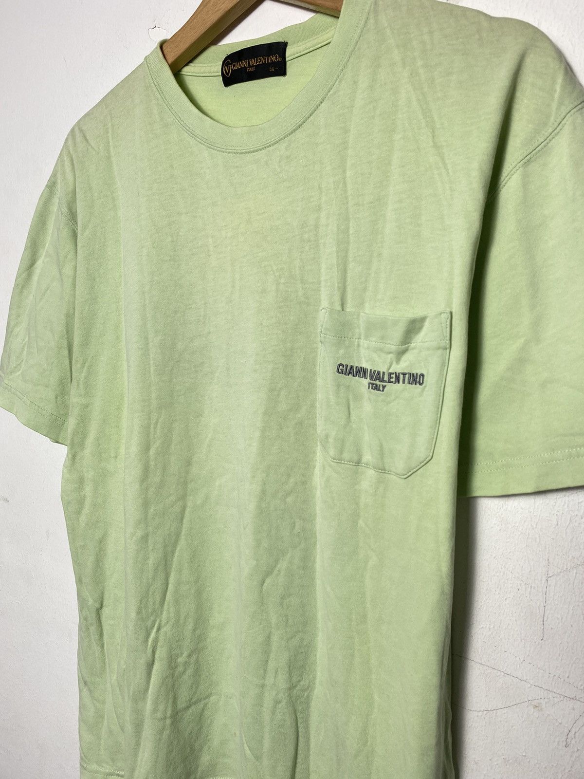 Japanese Brand Vintage Gianni Valentino Embroidered Tees Size US M / EU 48-50 / 2 - 4 Thumbnail
