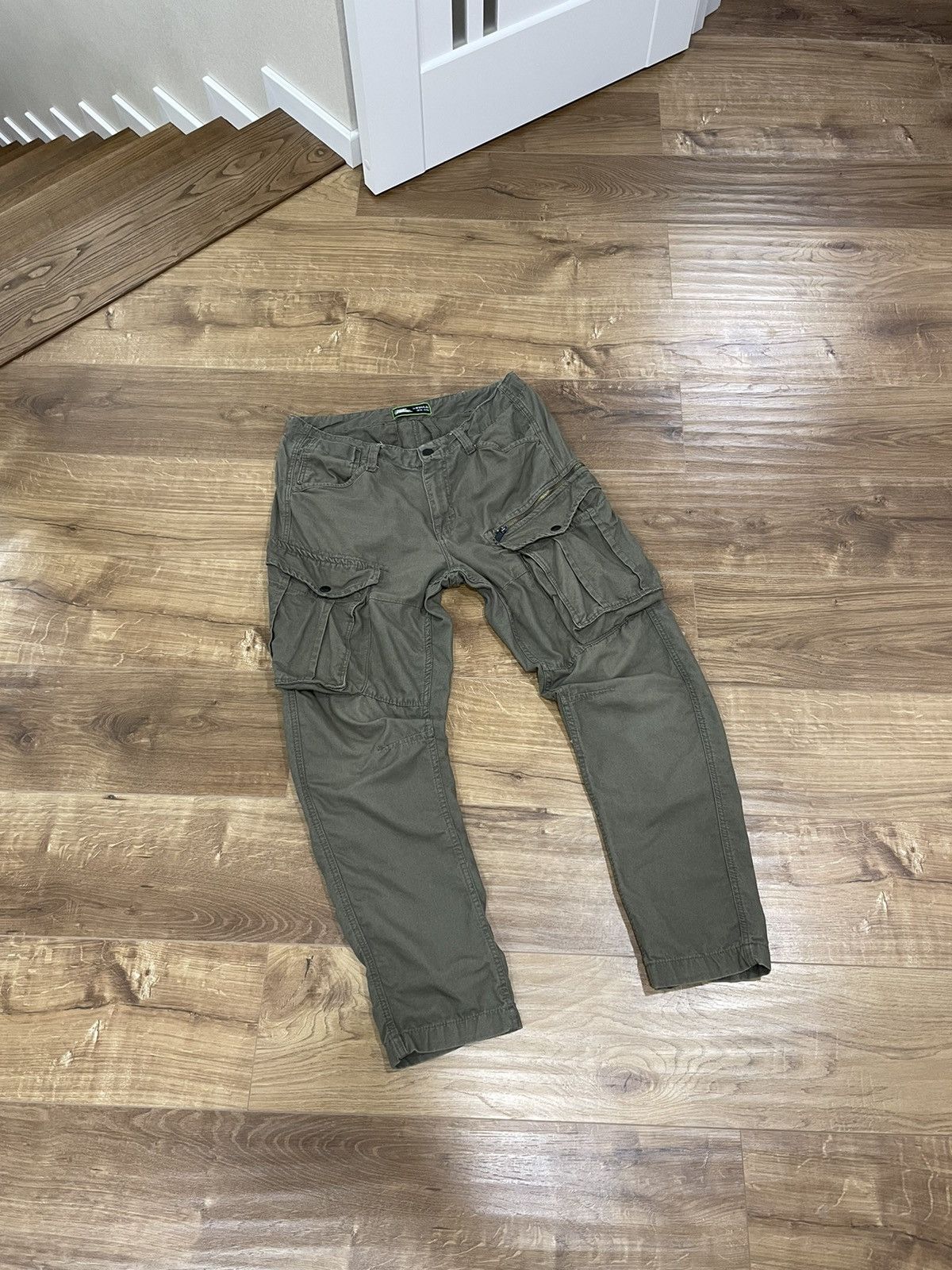 Vintage Vintage Olive Military Cargo Pockets Bondage Pants Size 34 Size US 34 / EU 50 - 1 Thumbnail