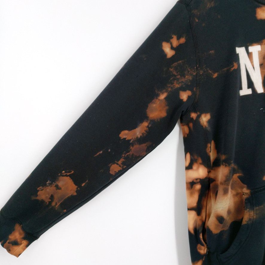 Nike Nike Custom Hand Bleached Distressed Fleece Zip Hoodie Size US L / EU 52-54 / 3 - 6 Thumbnail