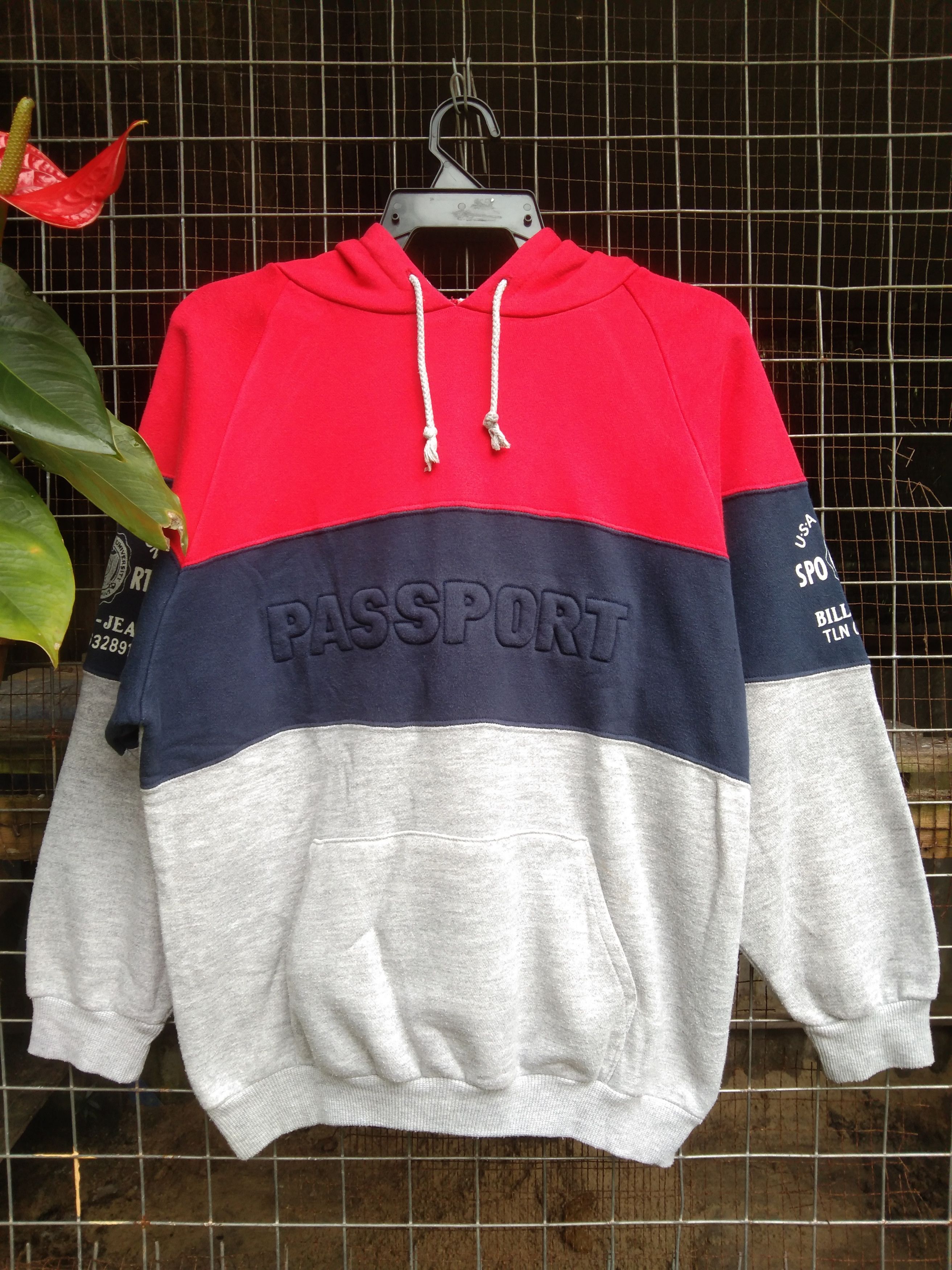 Passport × Vintage PASSPORT MEN'S SWEATSHIRT HOODIE Size US M / EU 48-50 / 2 - 1 Thumbnail