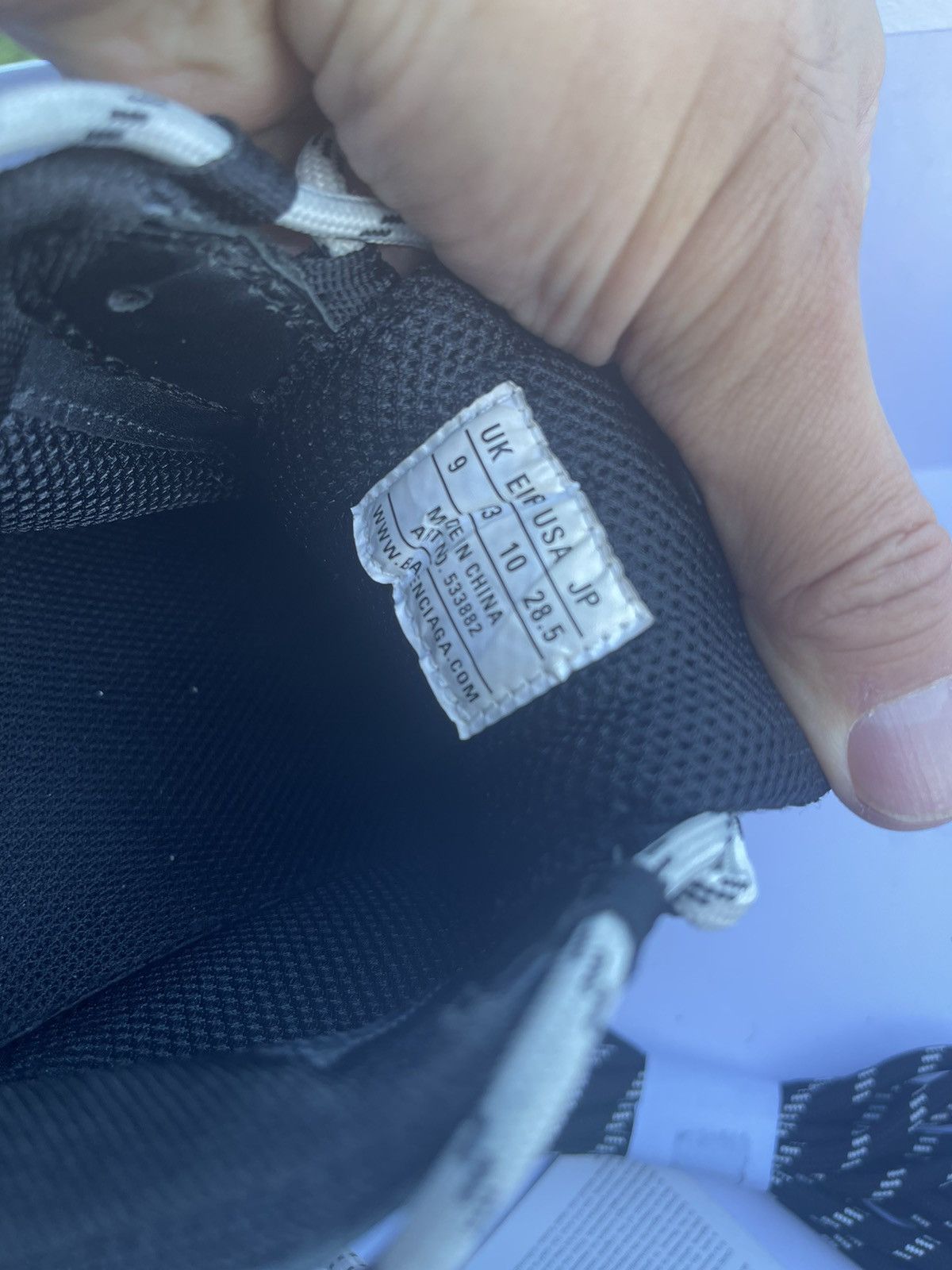 Balenciaga Like a New, Triple S Sneaker Size US 10 / EU 43 - 5 Thumbnail