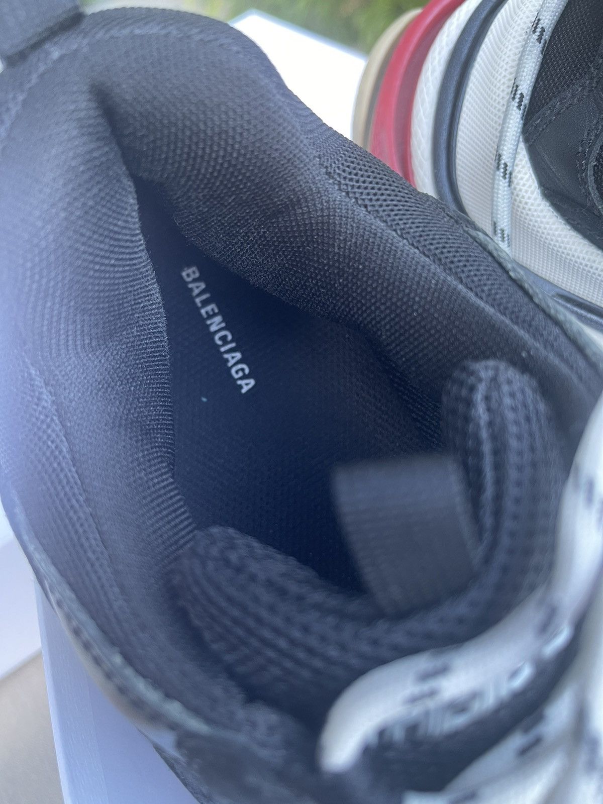 Balenciaga Like a New, Triple S Sneaker Size US 10 / EU 43 - 4 Thumbnail