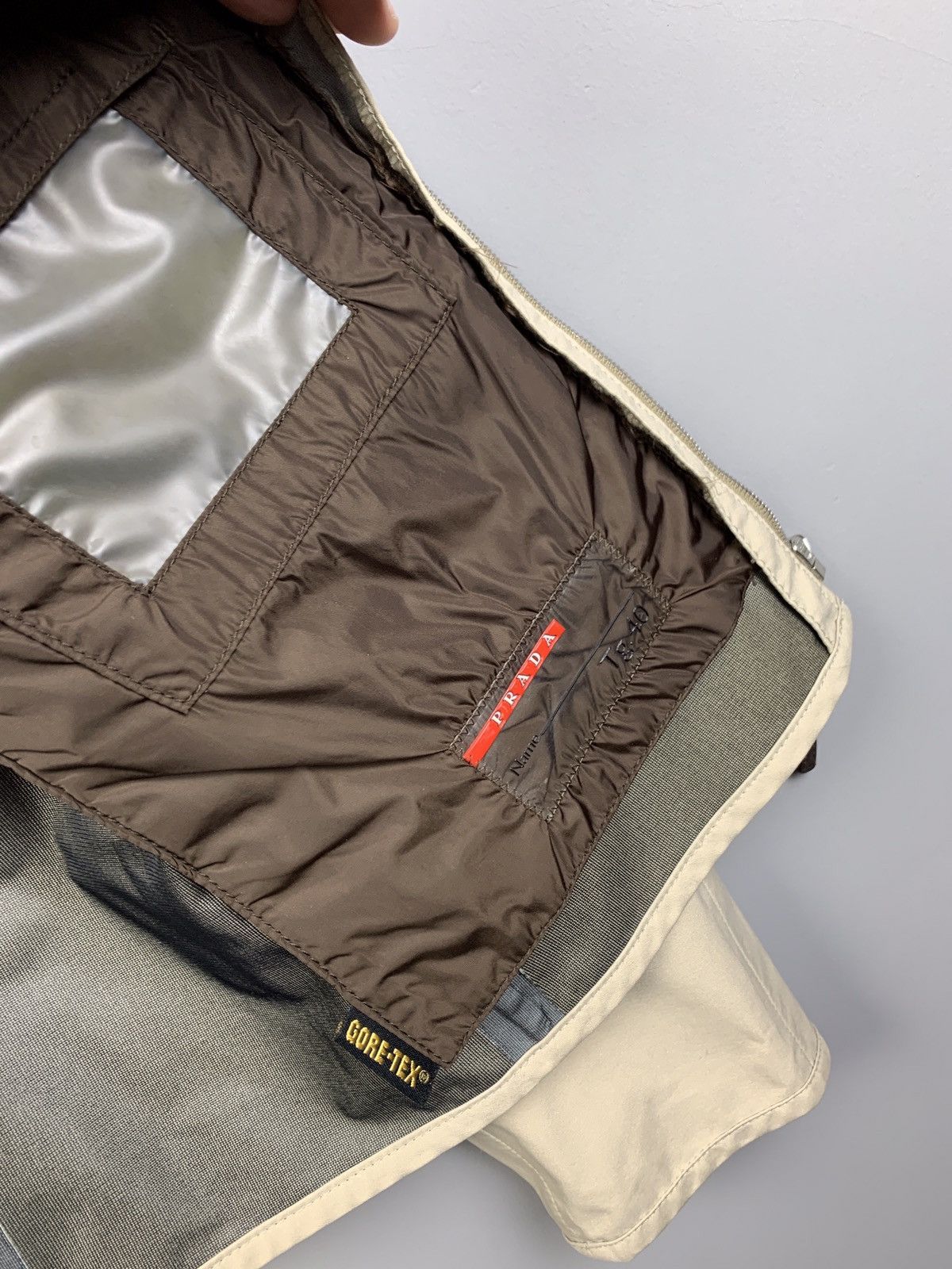 Prada Prada GoreTex women’s jacket Size S / US 4 / IT 40 - 9 Thumbnail