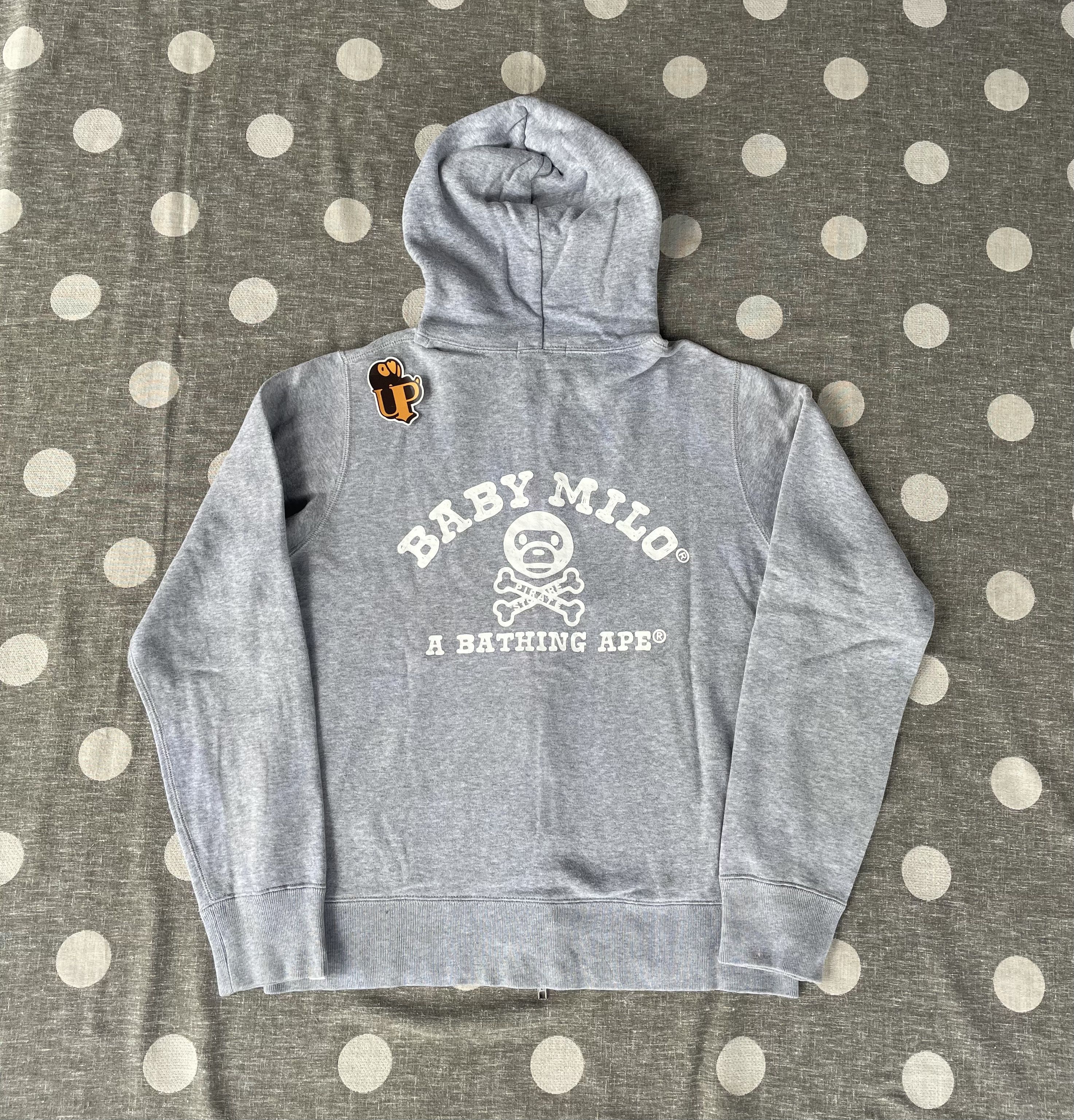Bape Bape Baby Milo Pirate zip Hoodie Size US S / EU 44-46 / 1 - 1 Thumbnail