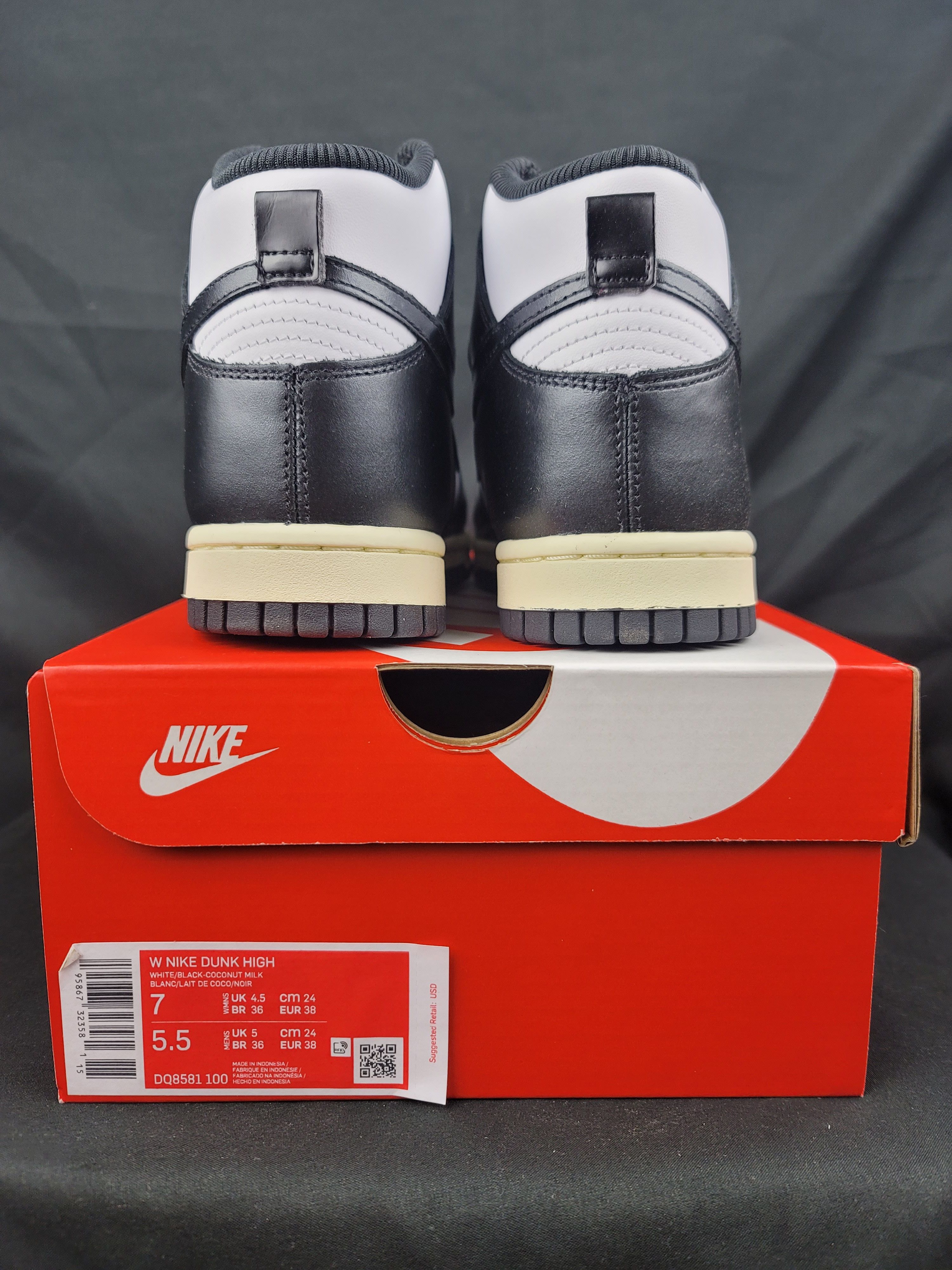Nike Nike Women’s Dunk High Vintage Black Size 7W (5.5M) White Size US 7 / IT 37 - 9 Thumbnail