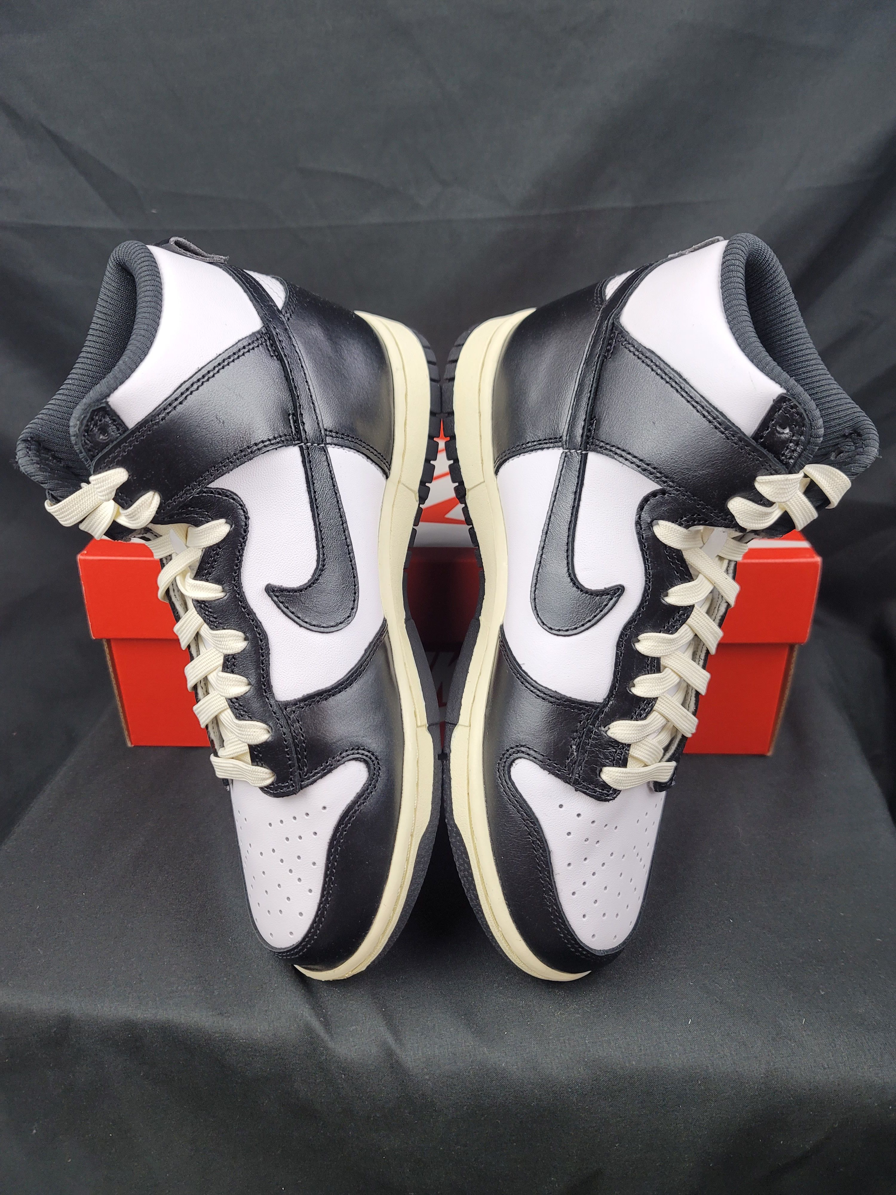 Nike Nike Women’s Dunk High Vintage Black Size 7W (5.5M) White Size US 7 / IT 37 - 5 Thumbnail