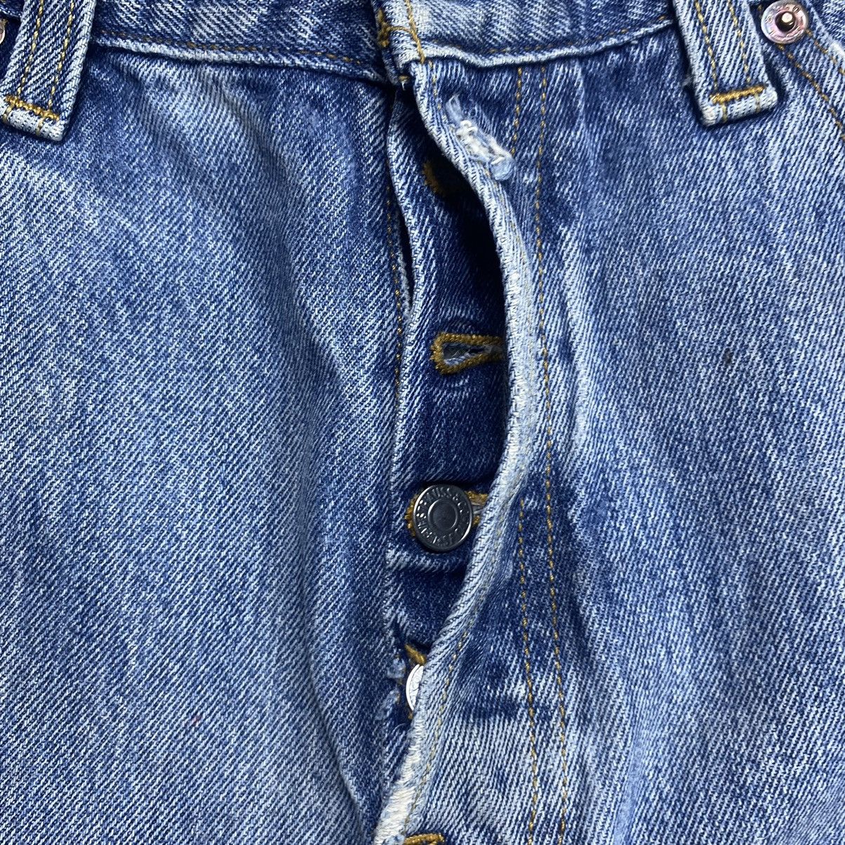 Levi's Vintage Levi’s 501 Distressed Denim 34x29 Size US 34 / EU 50 - 8 Thumbnail